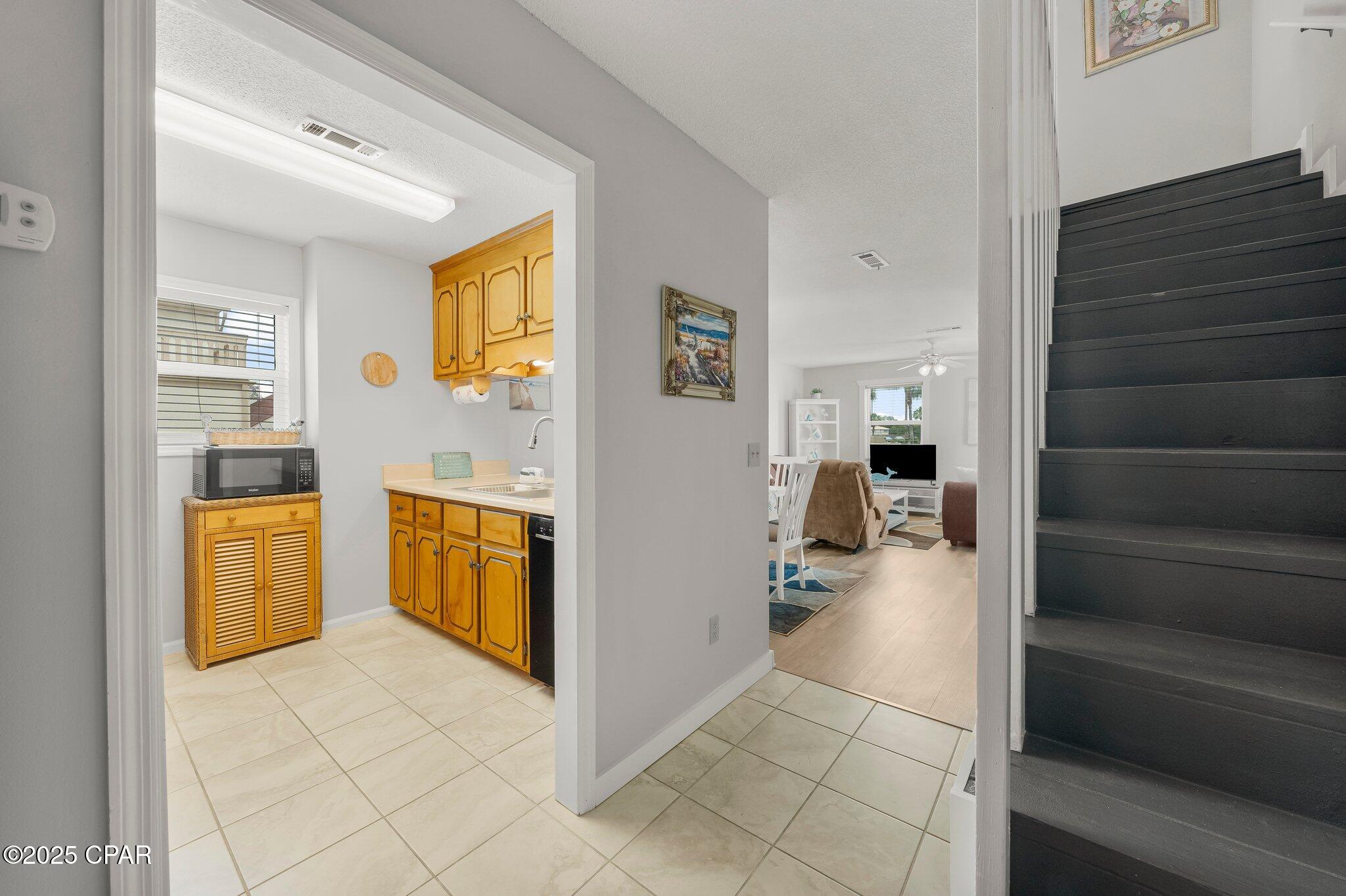 Image 7 For 17462 Front Beach Road 6a1