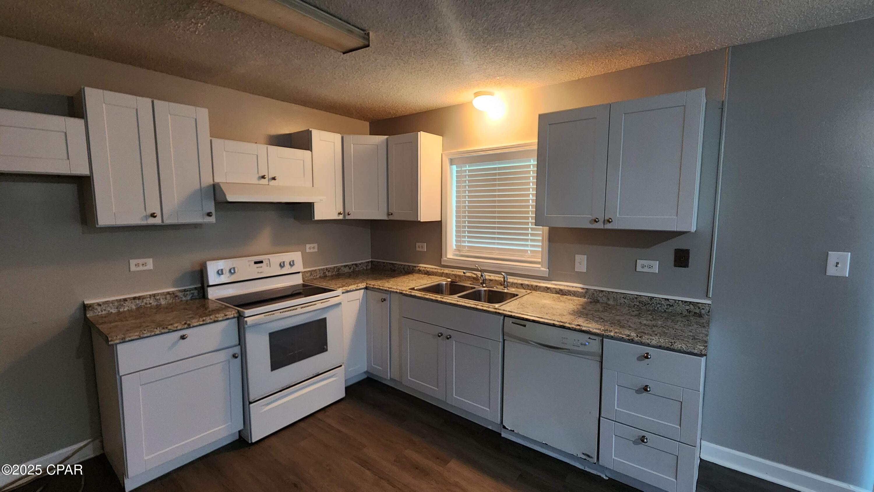 Ciudmikjufe7icgpb8wth0brhsefnsshxnnexnvd0aa