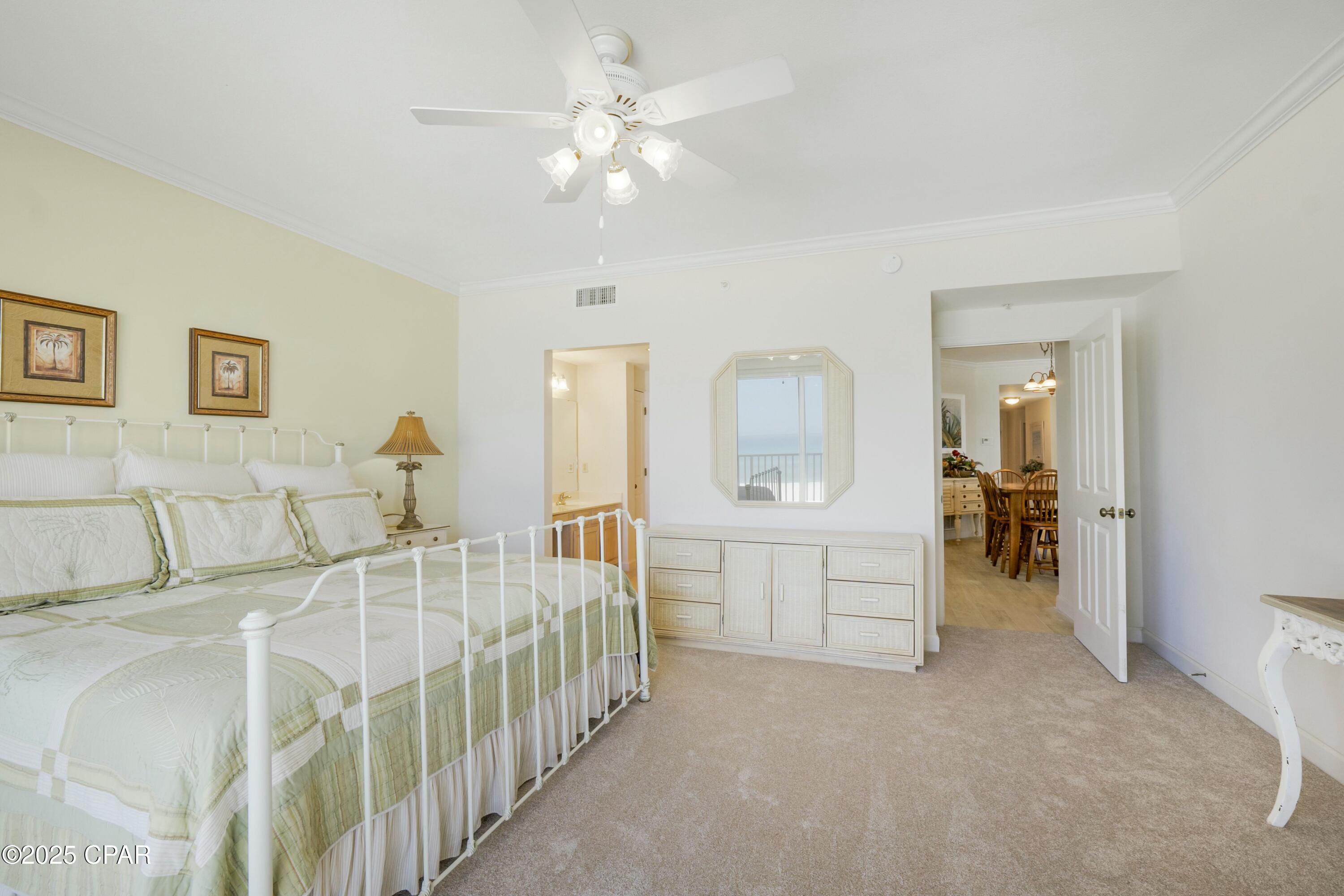 Image 15 For 8601 Surf Drive 1e