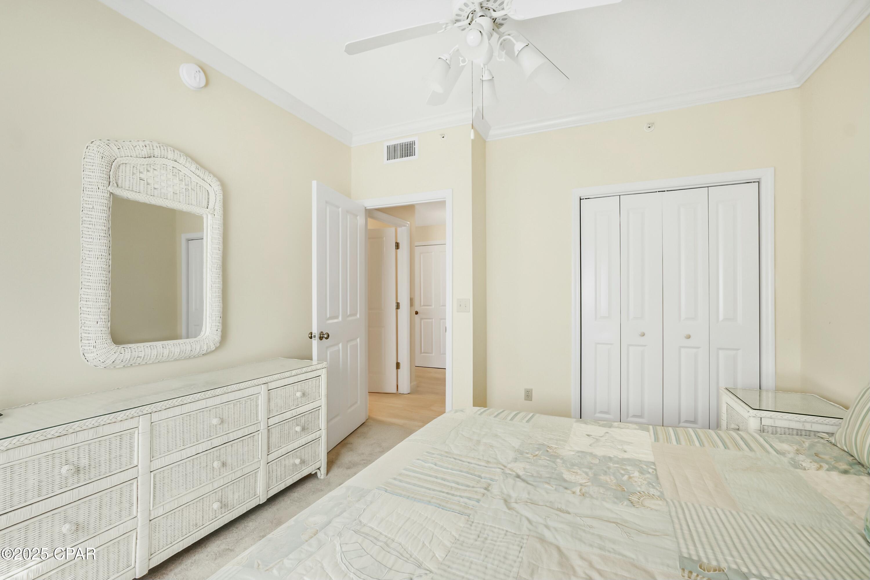 Image 20 For 8601 Surf Drive 1e