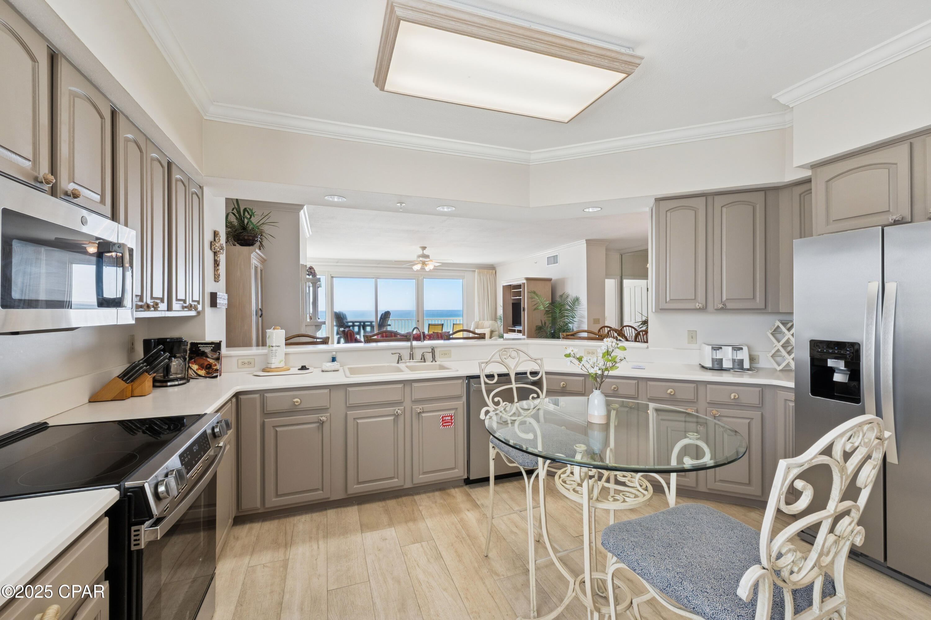 F7zy0hudxnezegdxrmab6xcmm Kf4jrlhcnf4zvvhru