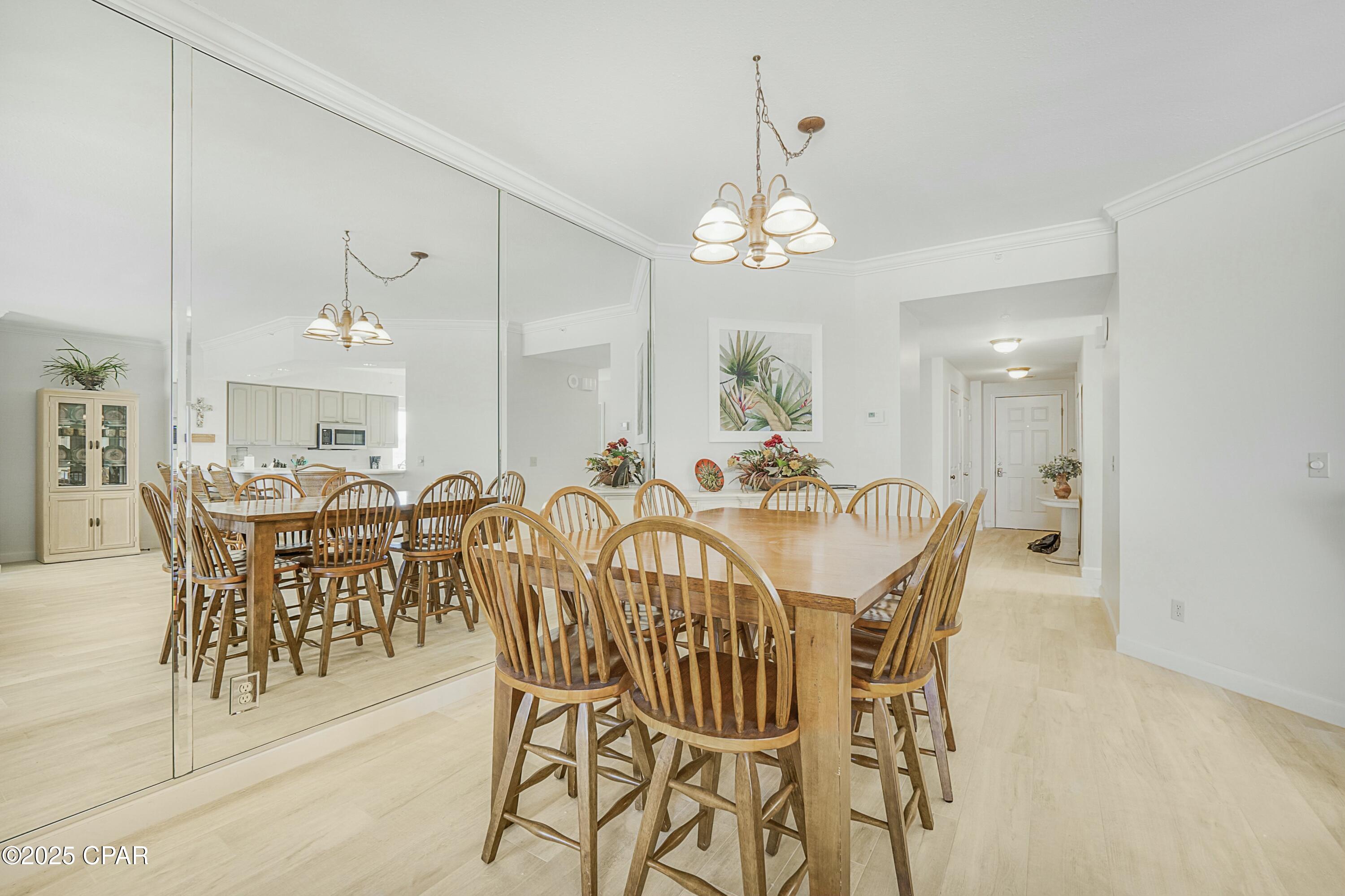 Image 8 For 8601 Surf Drive 1e