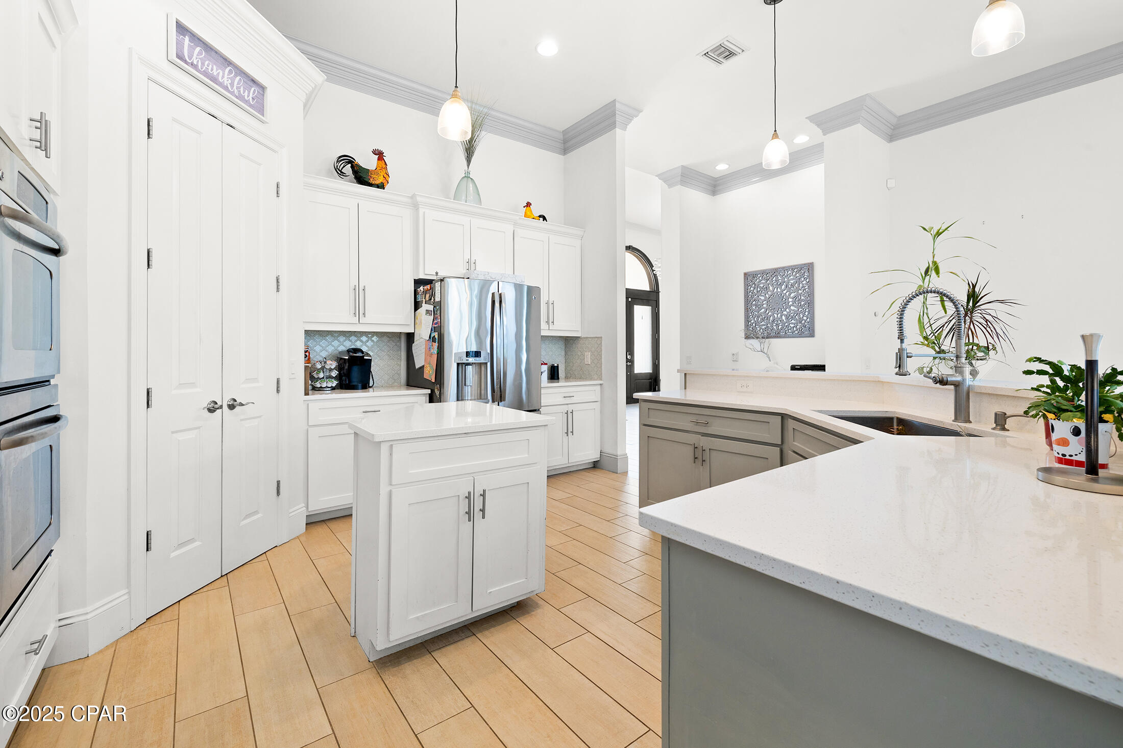 7ocgx7_f7mjlvnxnnjzjelskka6 7nshl6y3oc Bz1u