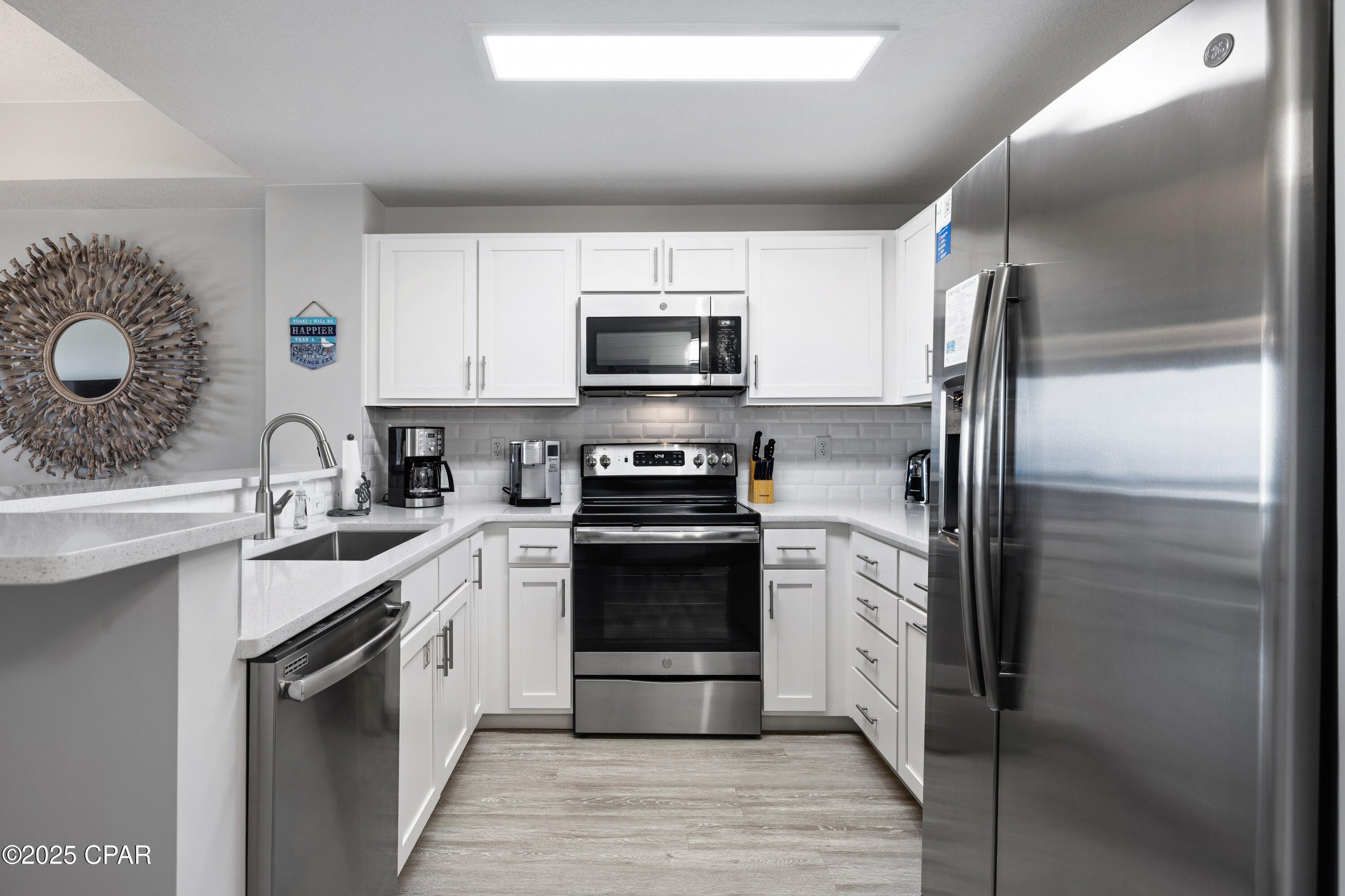 _uwjngofnbatts3v6mqwheex0gjxlzuazjloo7bywnc