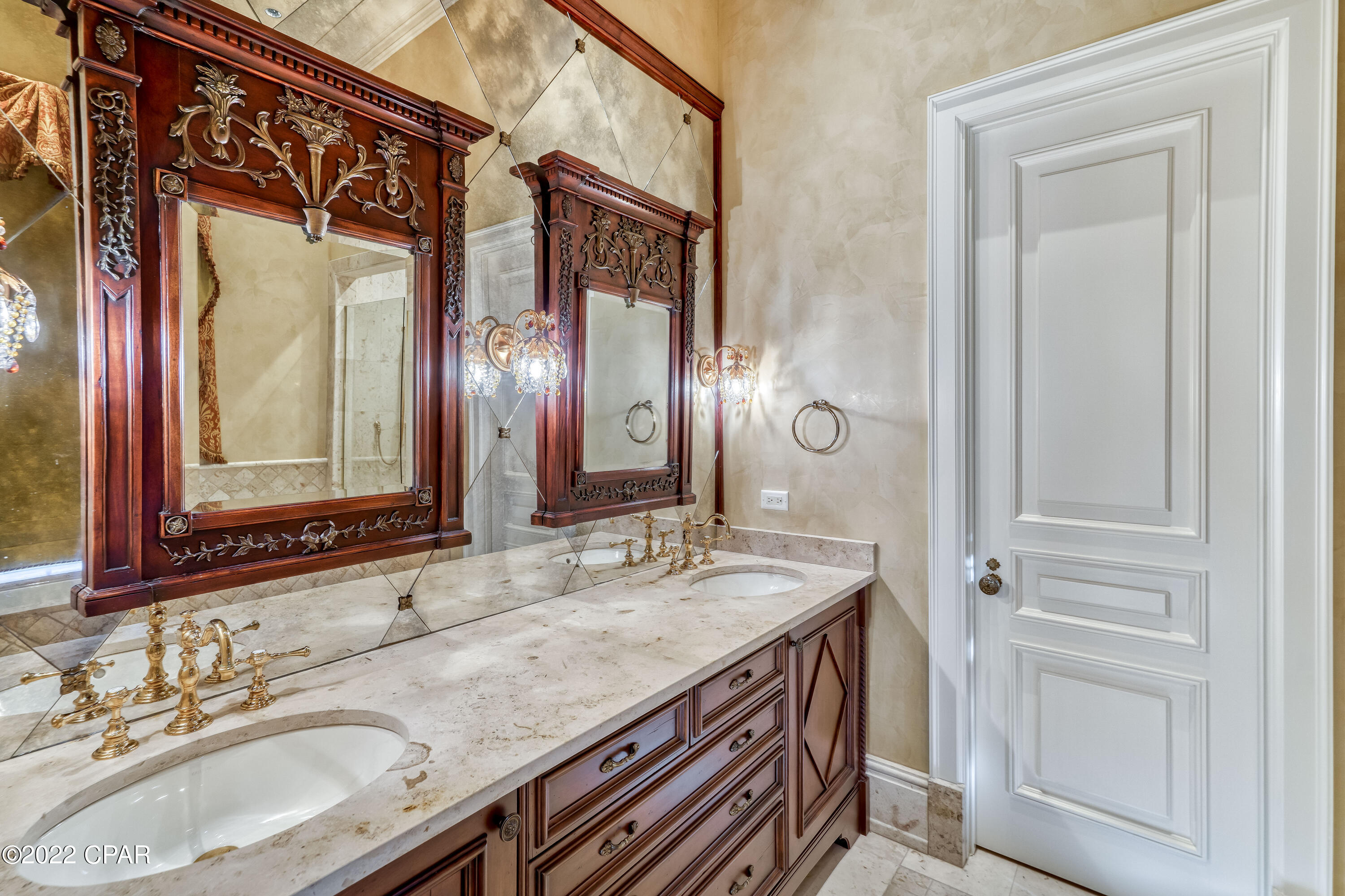 Sohnxwryycqxakcntruvuqg1lzwcy0tmpi8txp5dvla