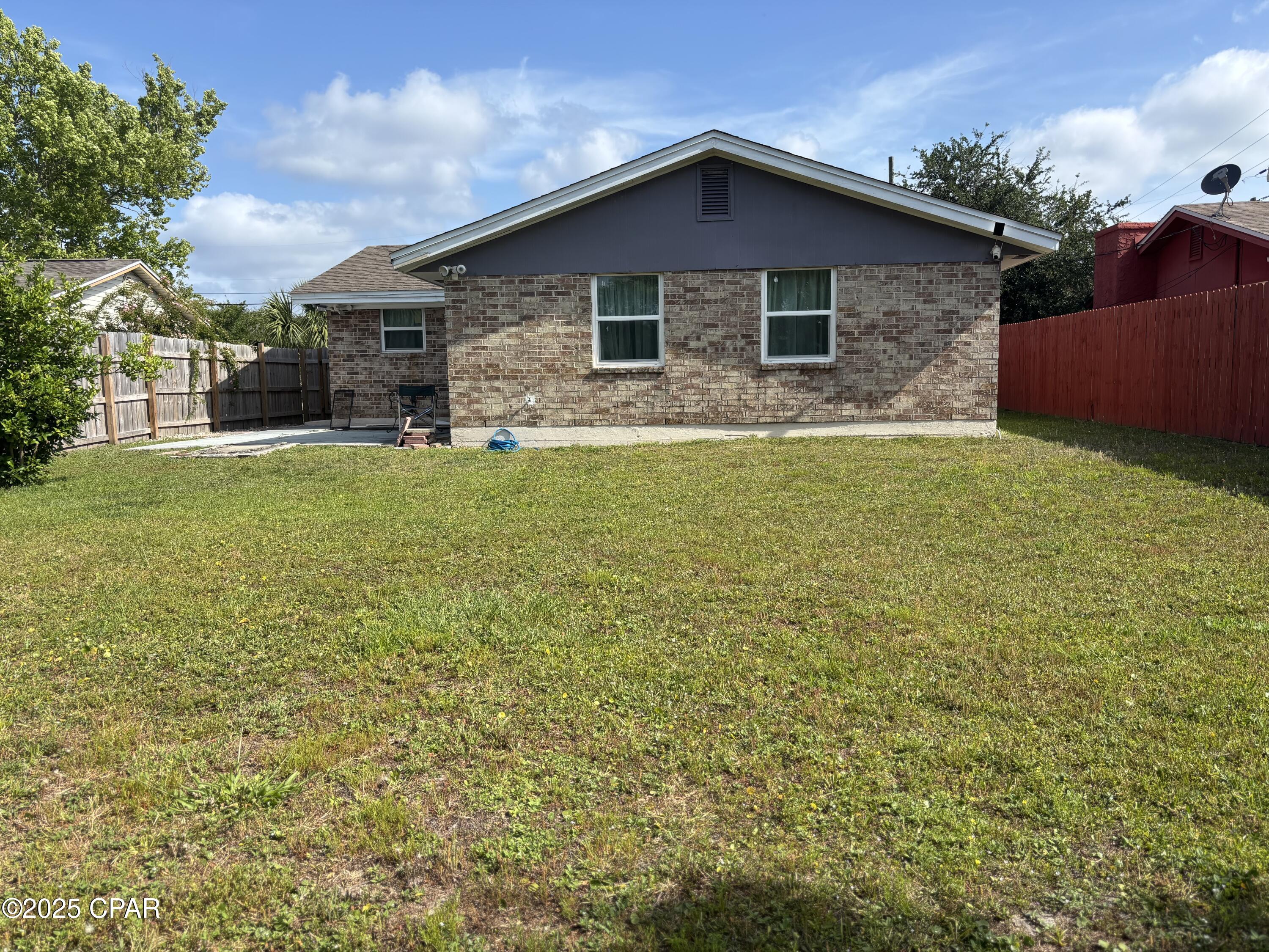 Fgq83ay9jsocrlu U3iahmbdw9b_bsdbg1ard1g7nvi