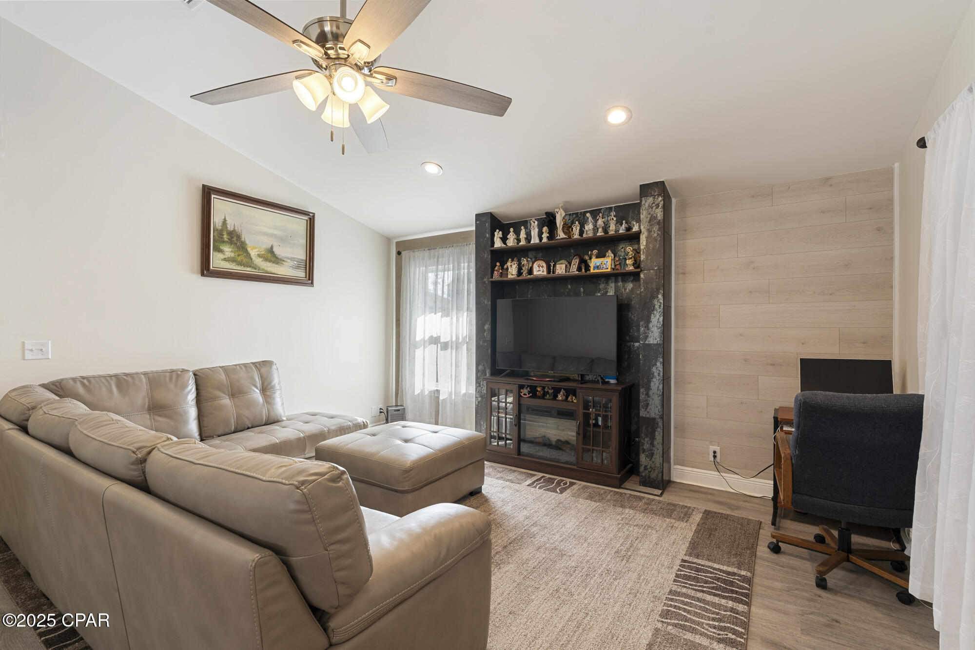 Kkan6t39rd8bv3v_sbuxssyrbg79tmhyczgbs Kics4