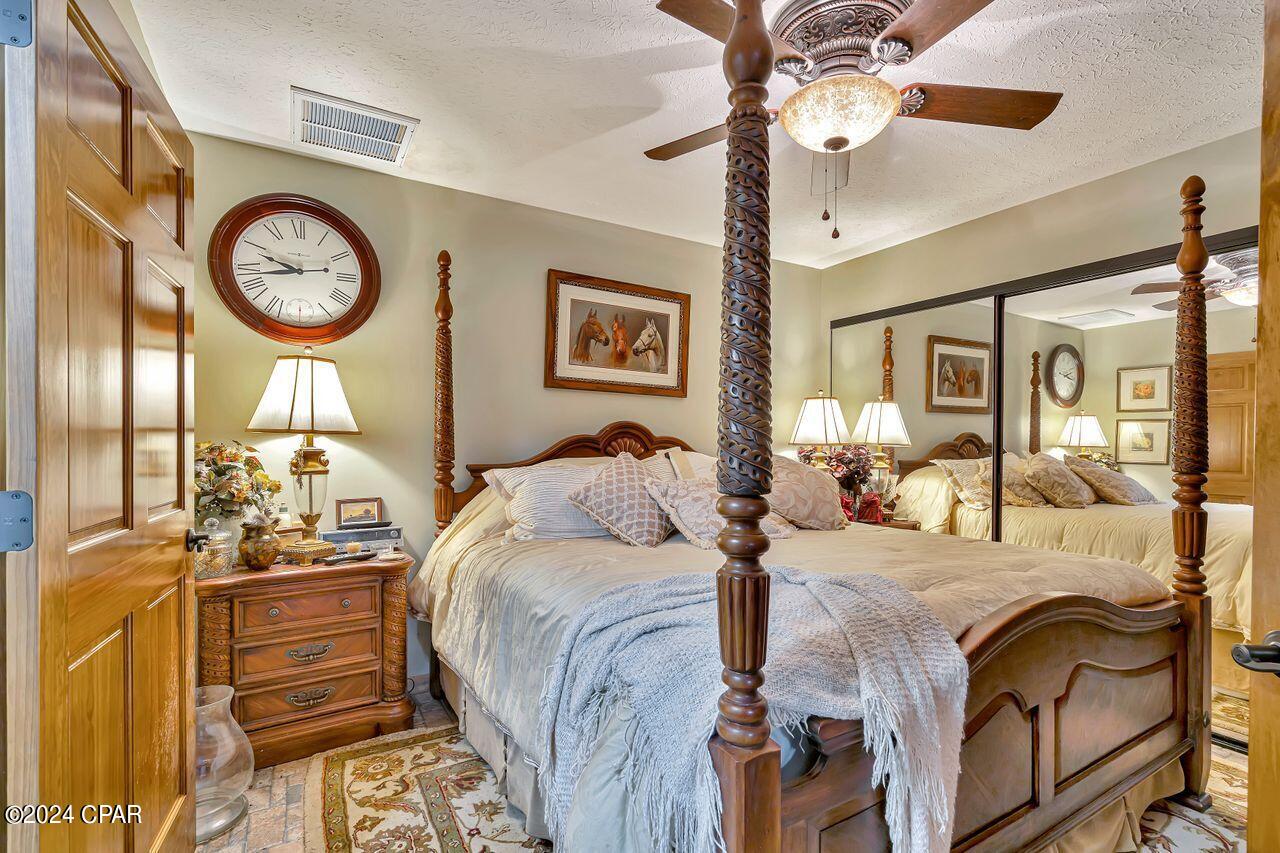 Listing photo id 19 for 4622 Cherokee Heights Road