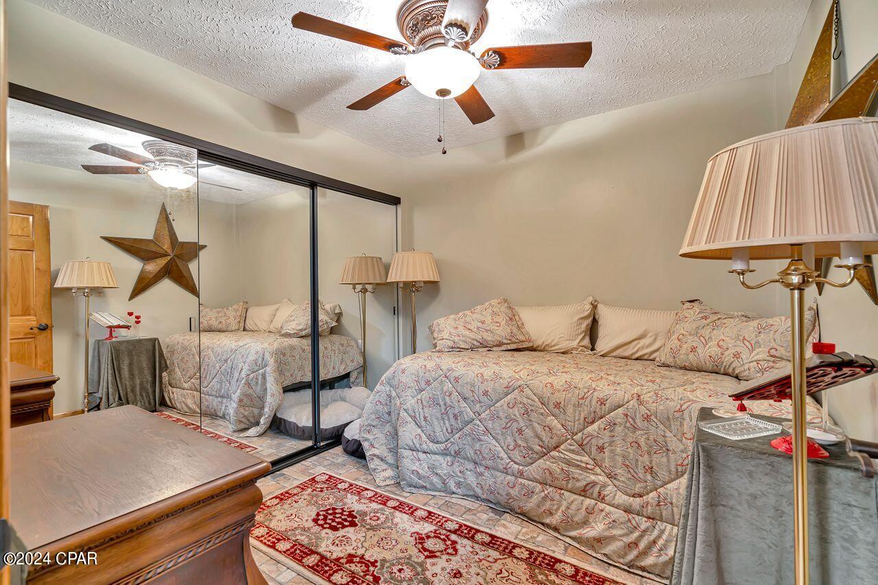 Listing photo id 22 for 4622 Cherokee Heights Road