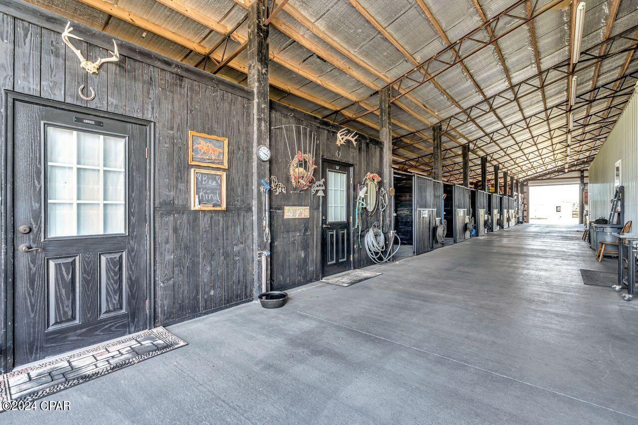 Listing photo id 30 for 4622 Cherokee Heights Road