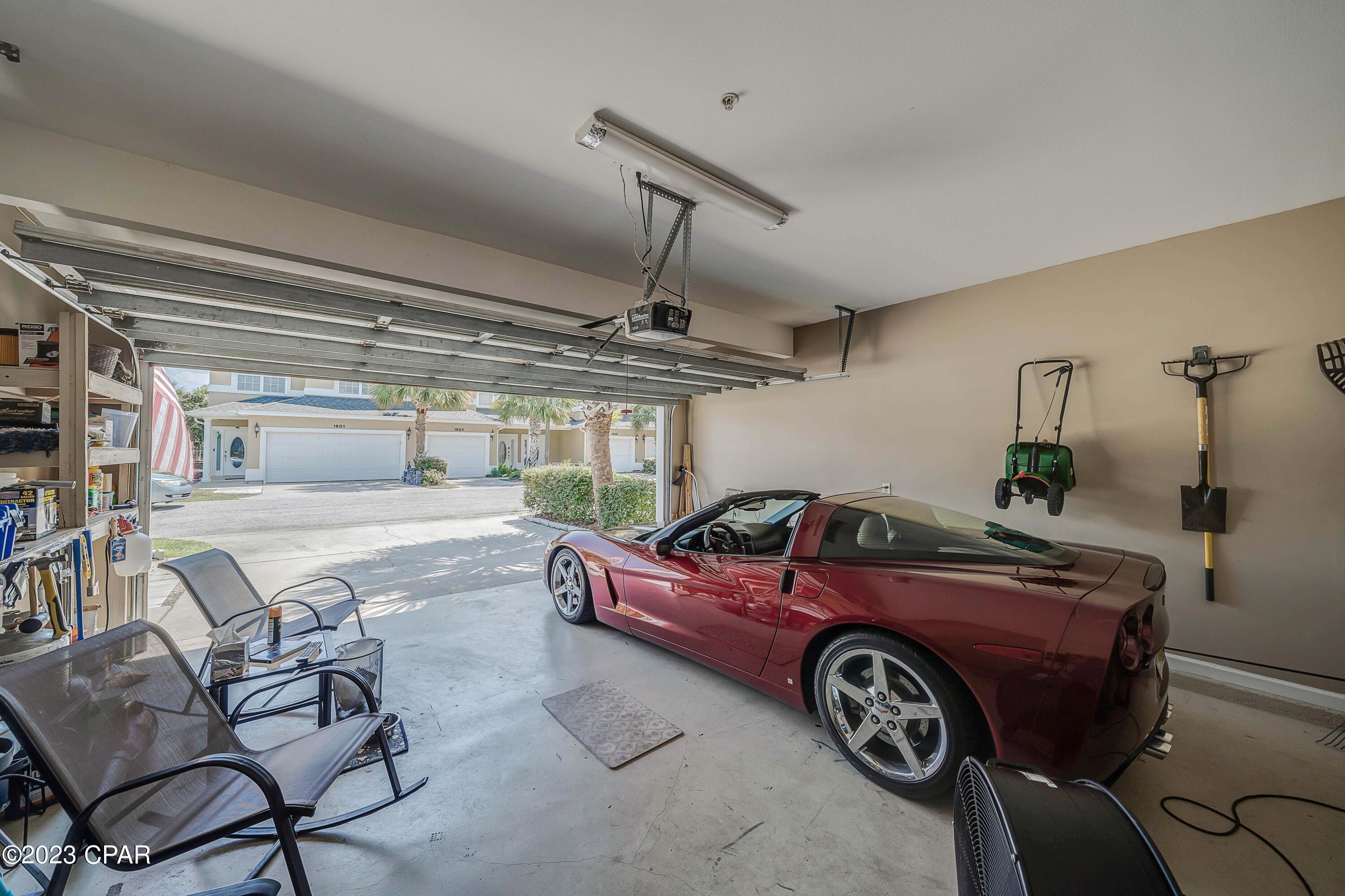 I1f1nfmm19 Amn8azlphb0bkzf_5oecvfjozumoavpw