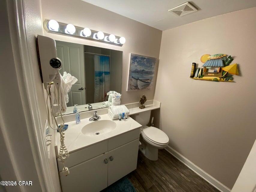 Image 26 For 9900 Thomas Drive 2008