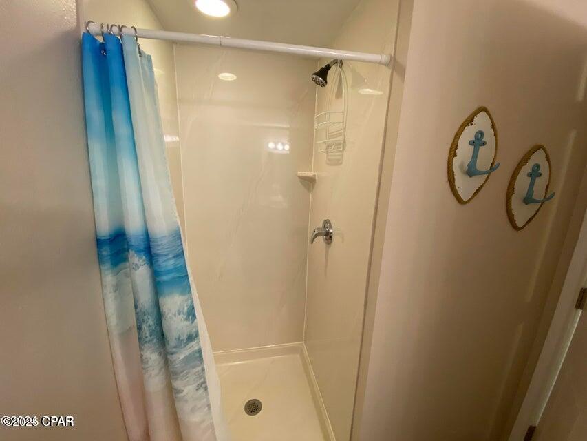 Image 27 For 9900 Thomas Drive 2008