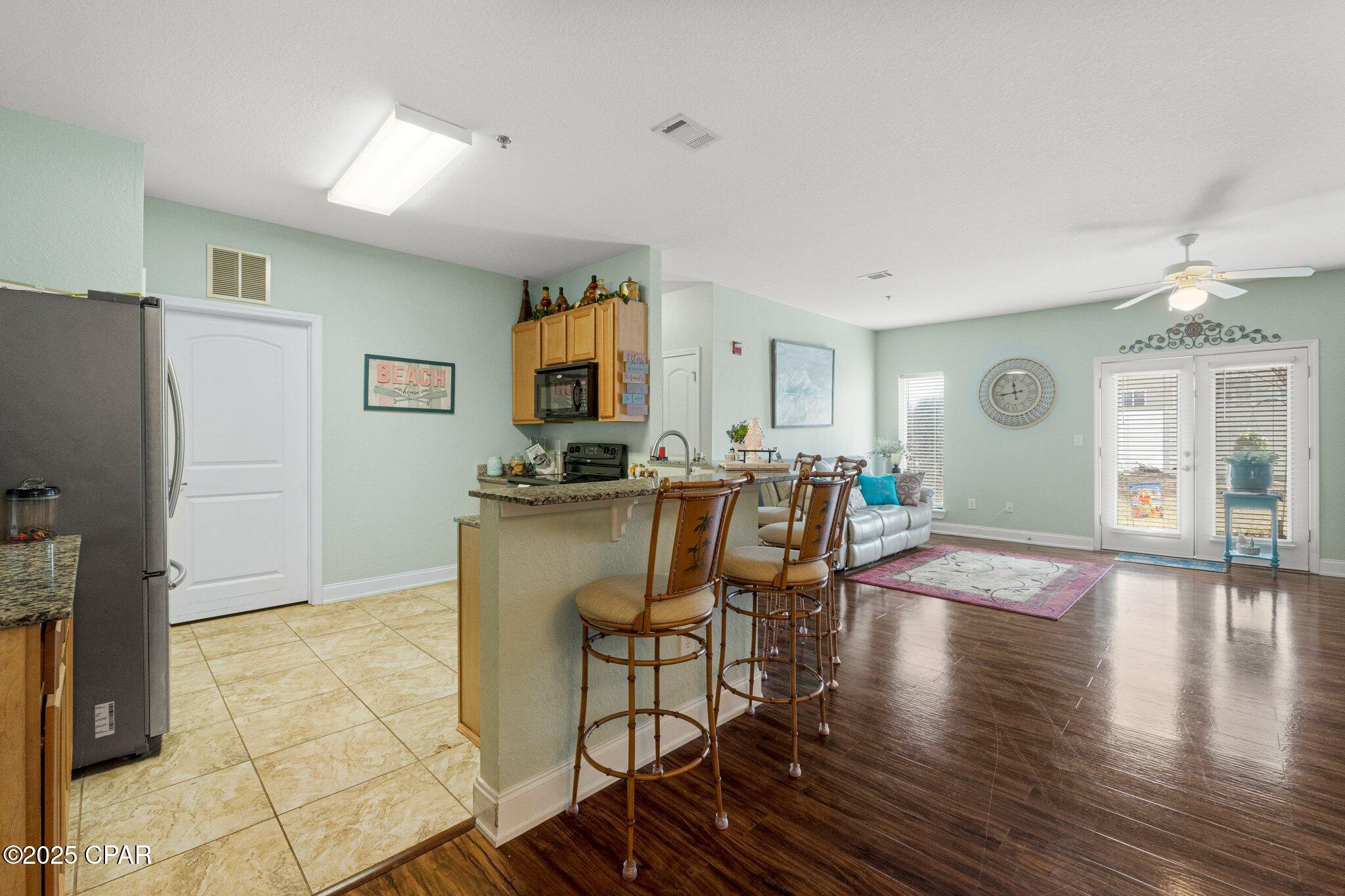 Iusan9grdjpmqrfovcb0nmkbgdjnddu_usvr2lzv8zu