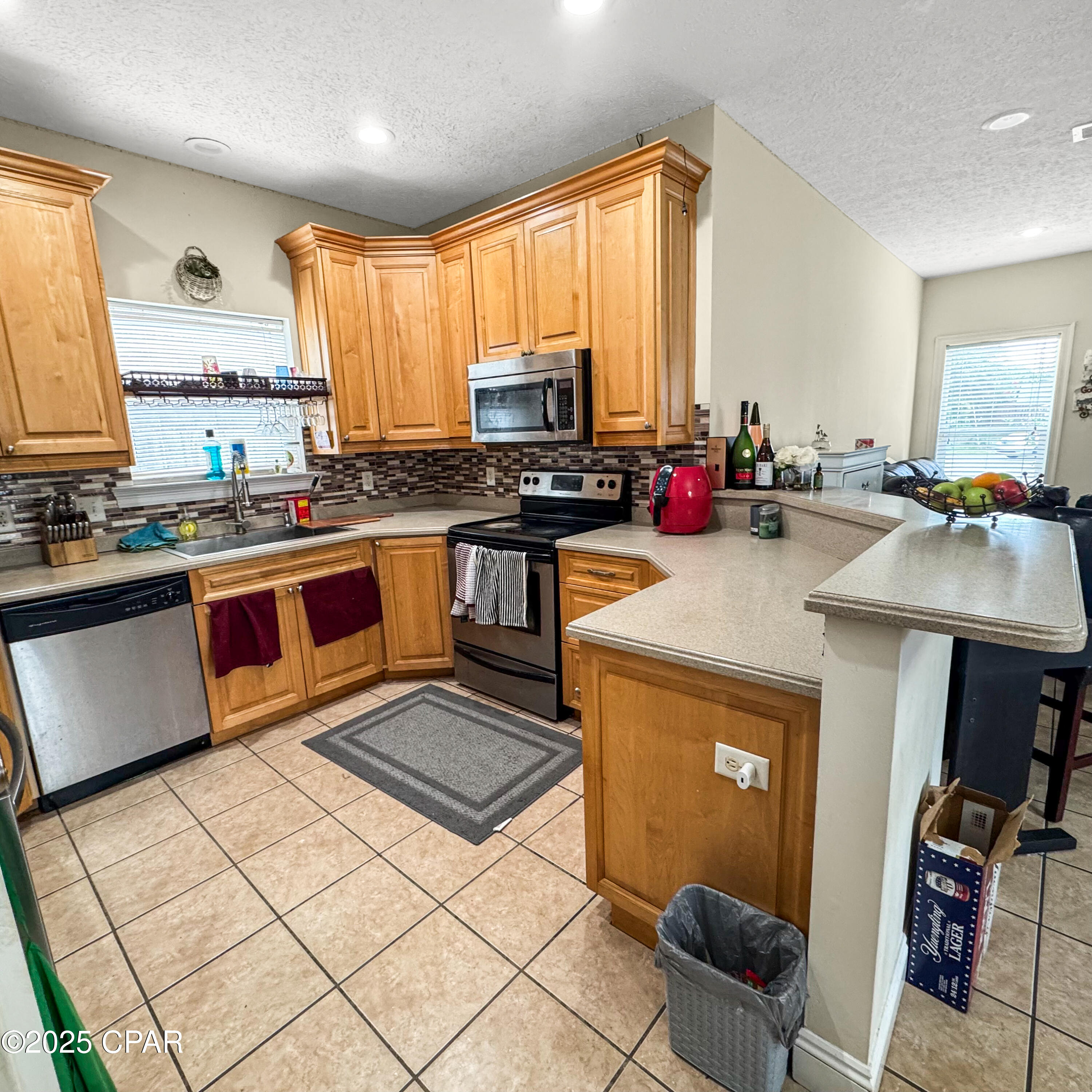 Lbqhupmovh4owj1kybsbg0xamycm52ugkz77n3s74wm