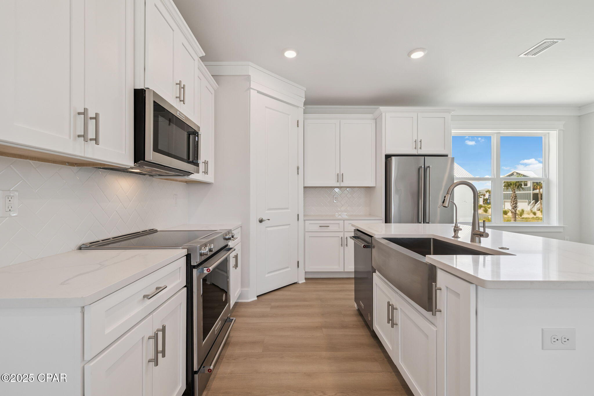 Jqoxv5y5lpngj2doj3igh13uqt9qrmjoffhabnstlwy