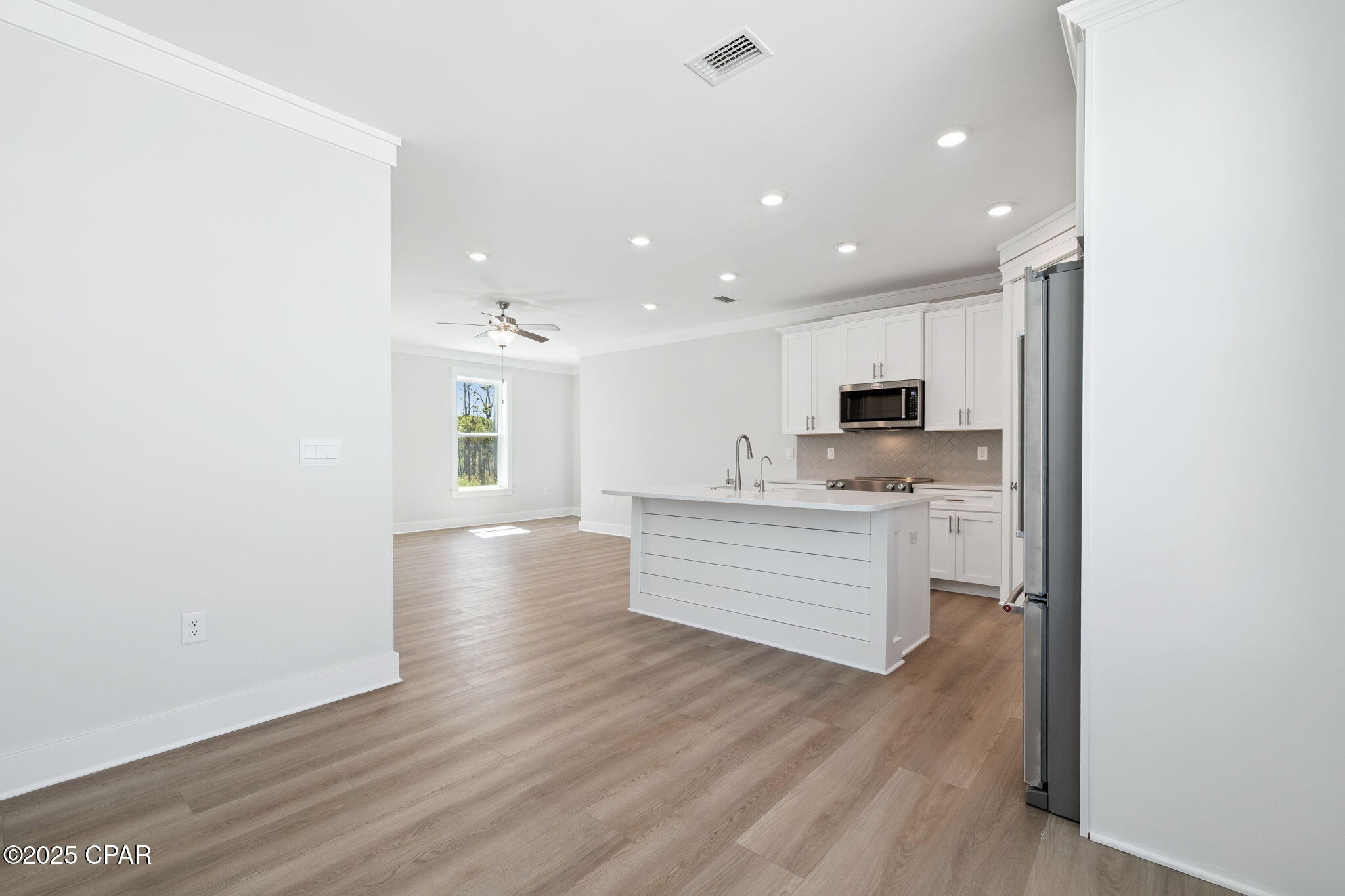 B_vozg3yutf_1gmigfoc7u76vkn6nu_dyotgwjq2hcm