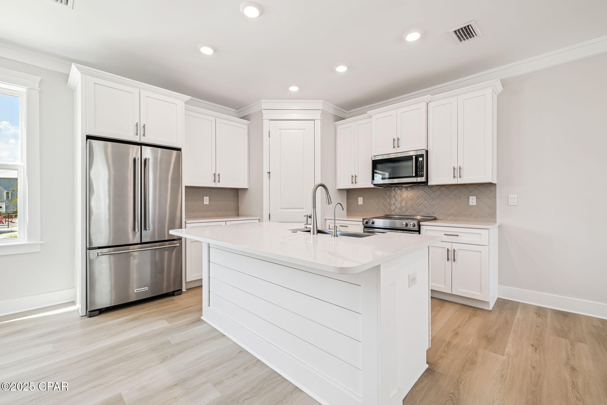 Yivsz8g_owpo9v1kwjnes 5aaoac6afzjvu8bxjtq1e