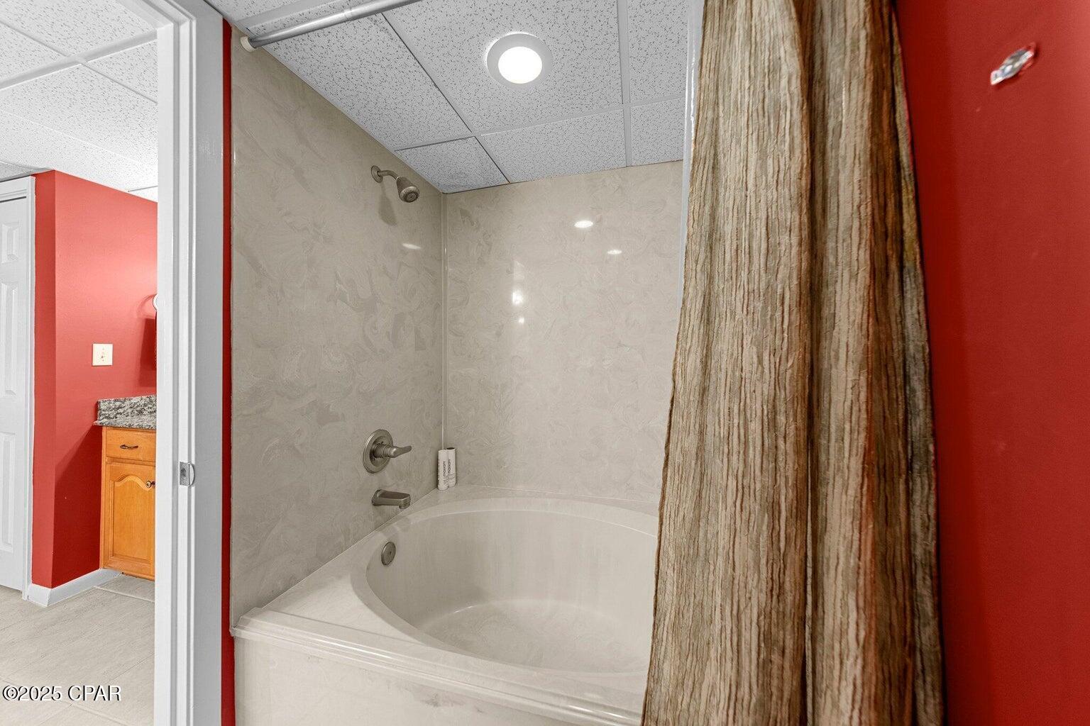 Plka Khm2tm0zsz7exwe1ec3ubtmcu48xb2ynkvmmgc