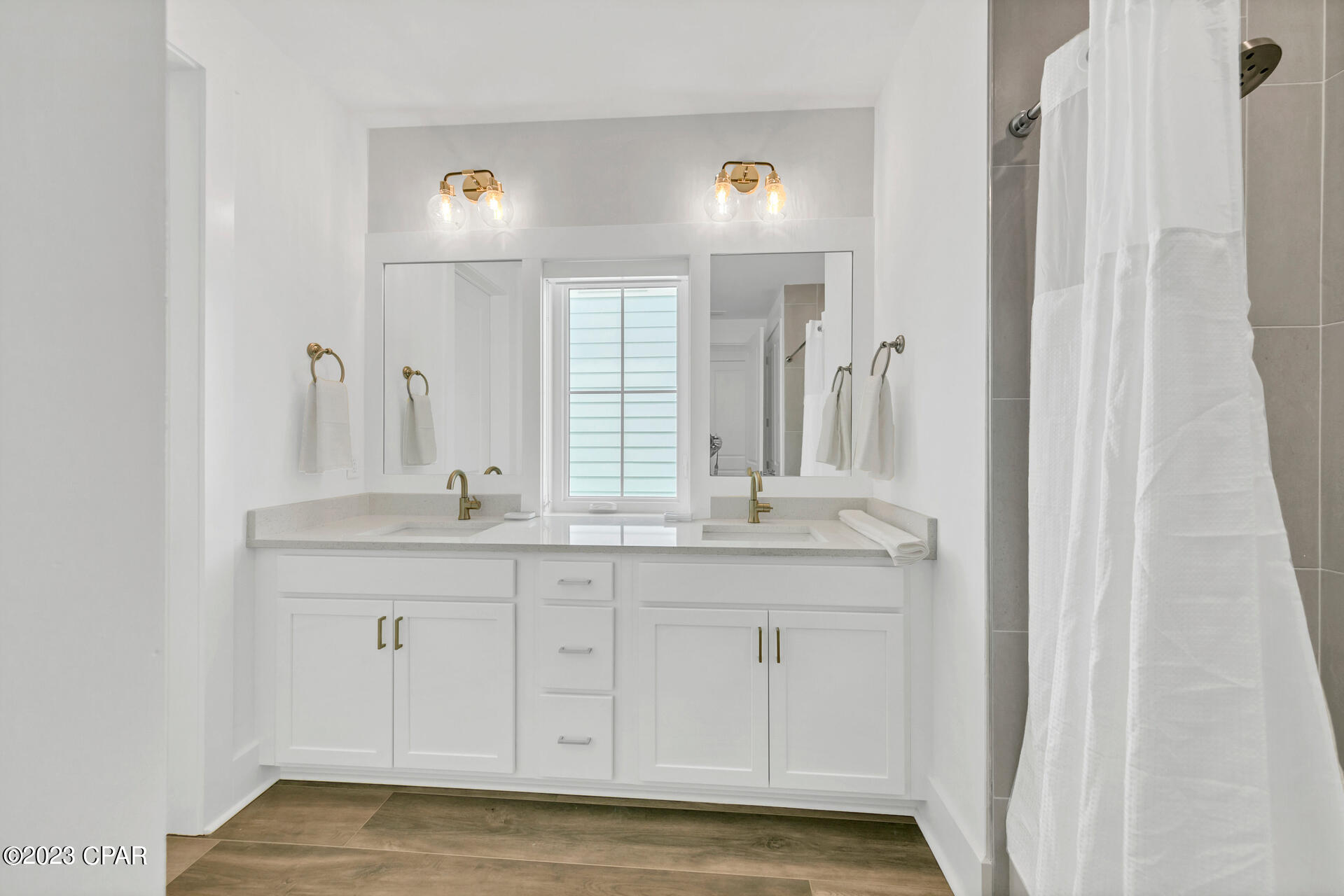 Ovr20zl6bpbdpkxmkkmevr6fajzsmi13dgp0gf7uru0