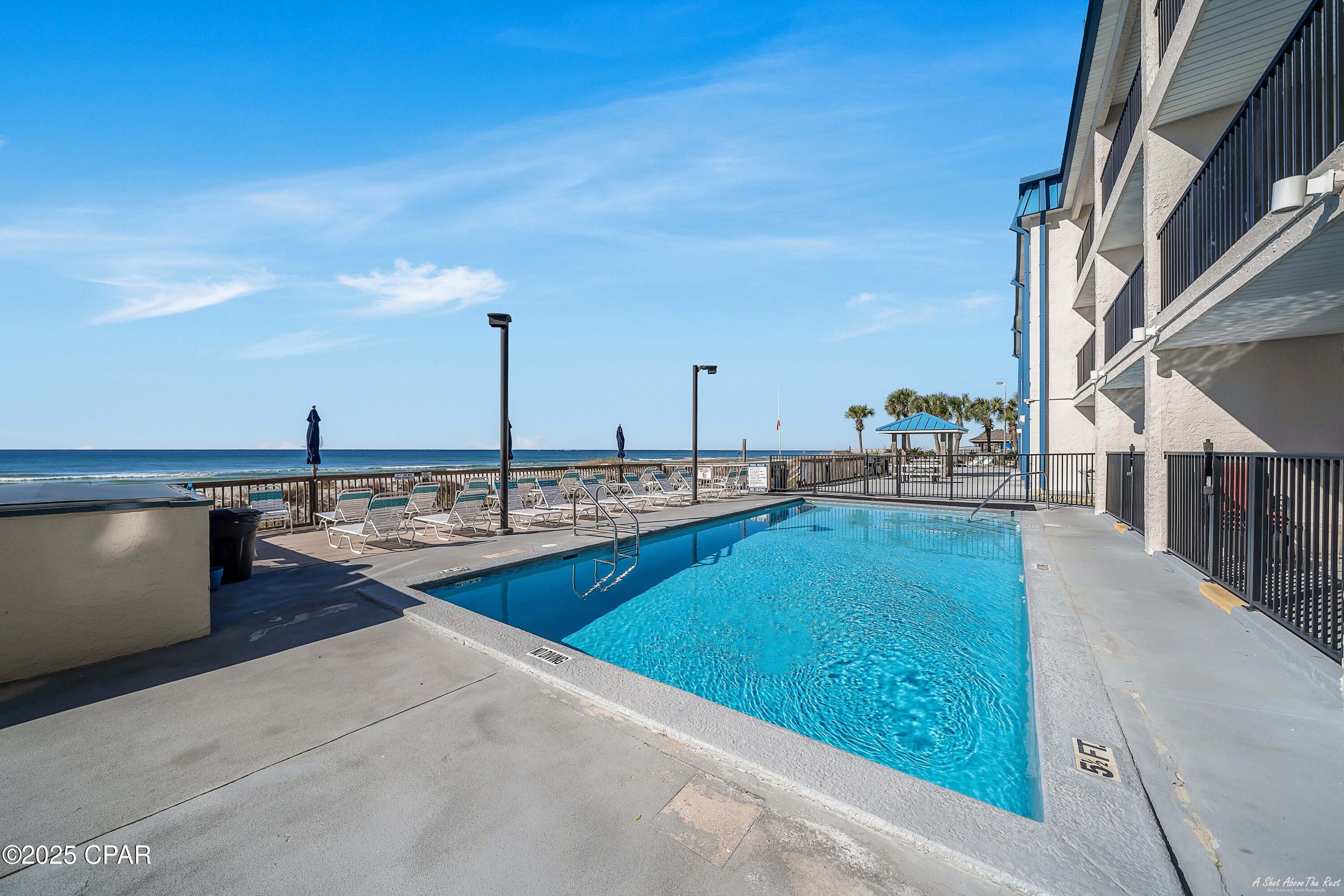 Image 29 For 8610 Surf 307 Drive 307