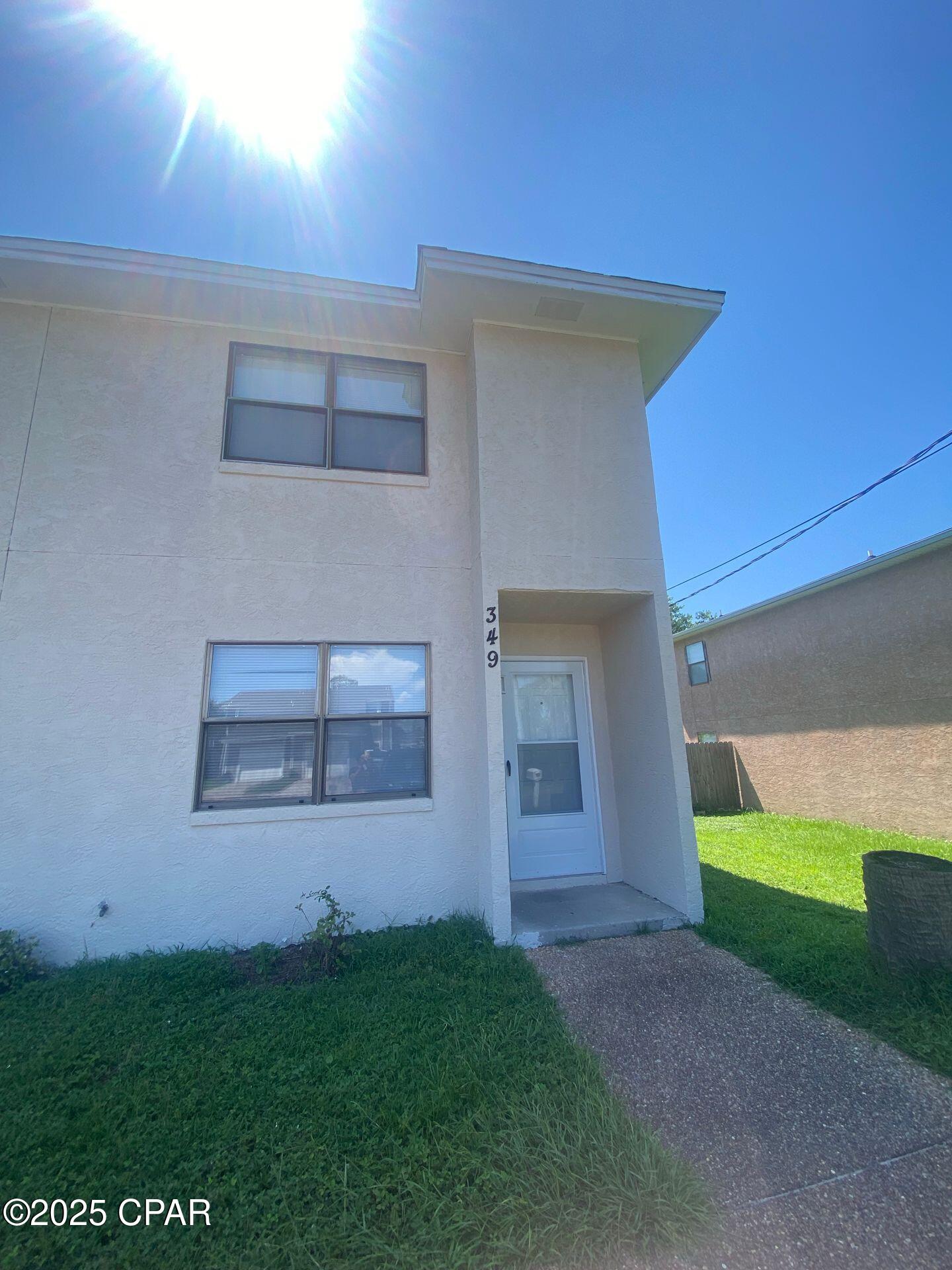 Cqer9jrbc1hbeyko Laxifgyzov_c7fb32x_wg6svrm