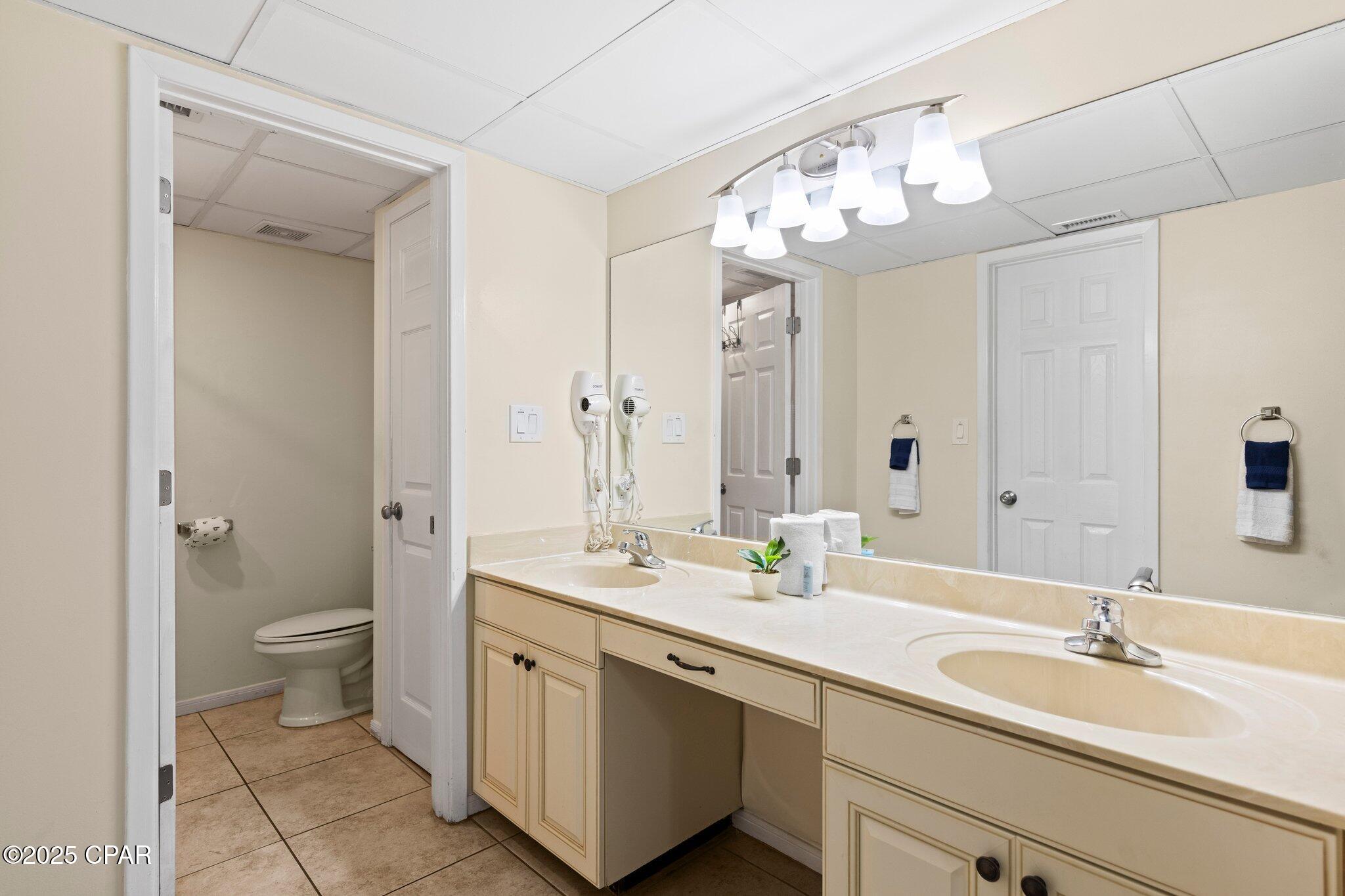 Kgt9eemuumatlgdmwqvzf4a3qtxivi6wmzdsjqs5phe