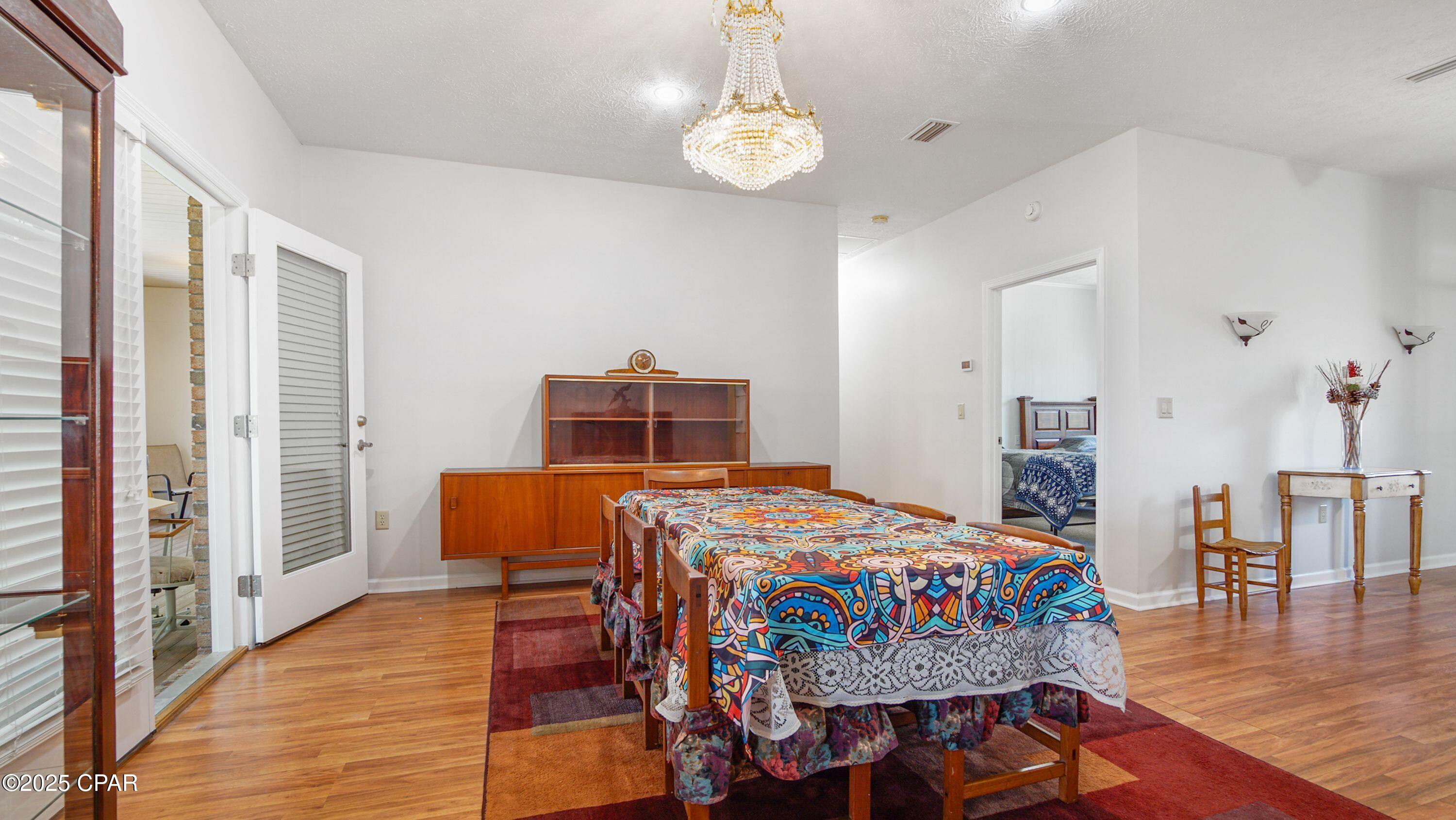 Ttshbr5_ 4_2jvutc_1bdx9rc Hsiwj3tdlqyliumlu