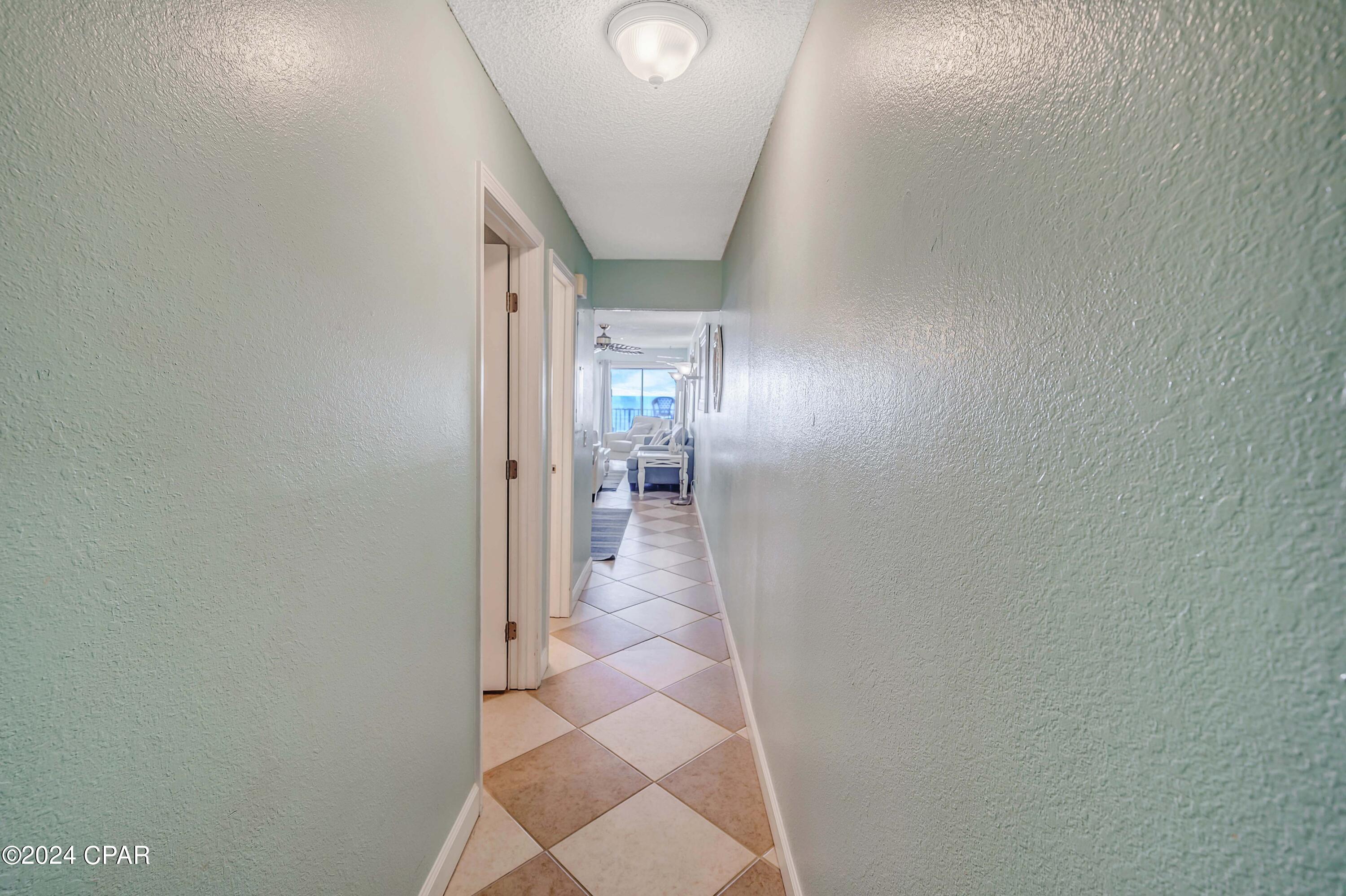 Image 3 For 8610 Surf Drive 306