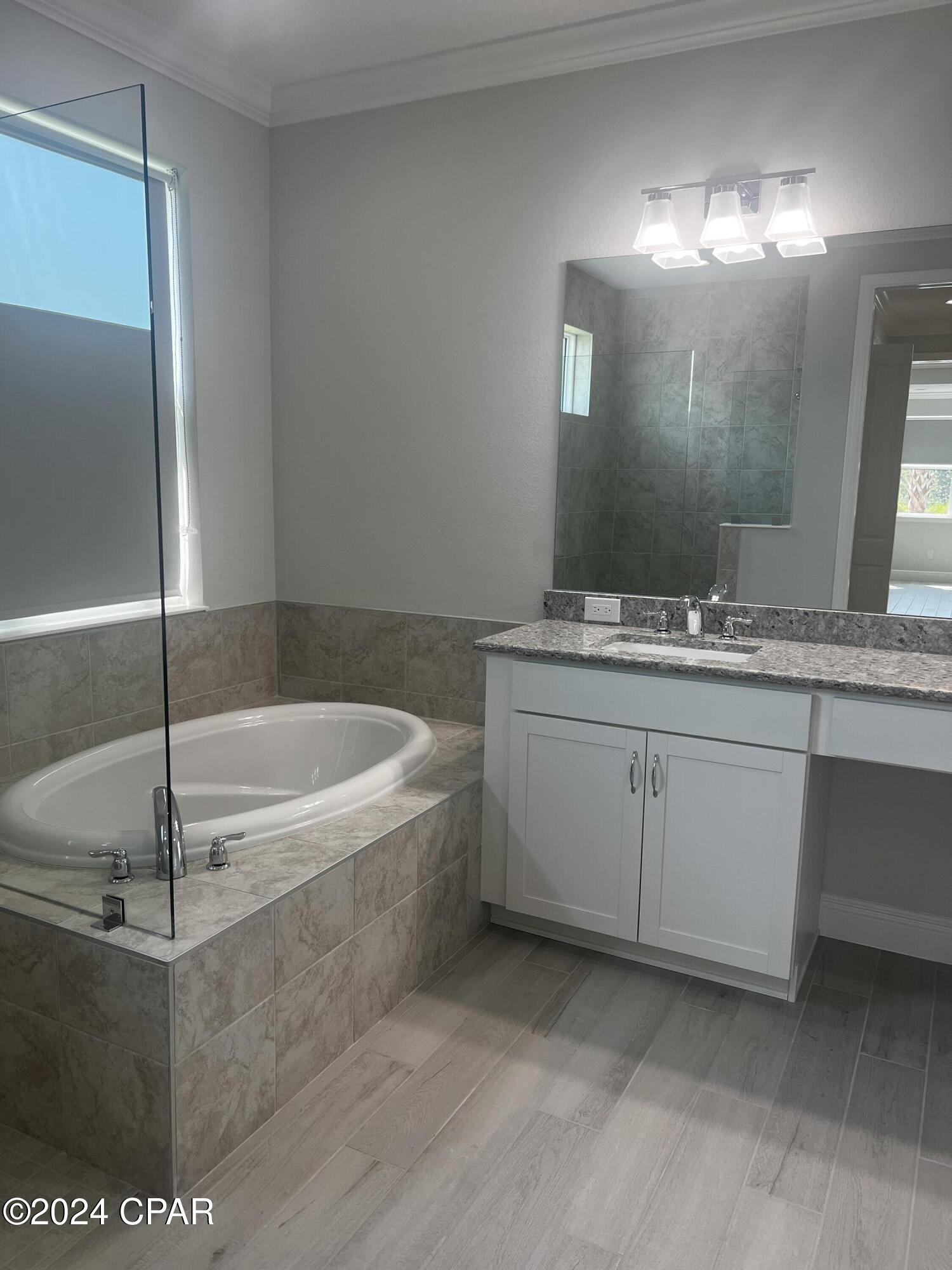 Utvj2qwkjpxaxno7fh8d9 Ohzidgcgqhso5emajhciq