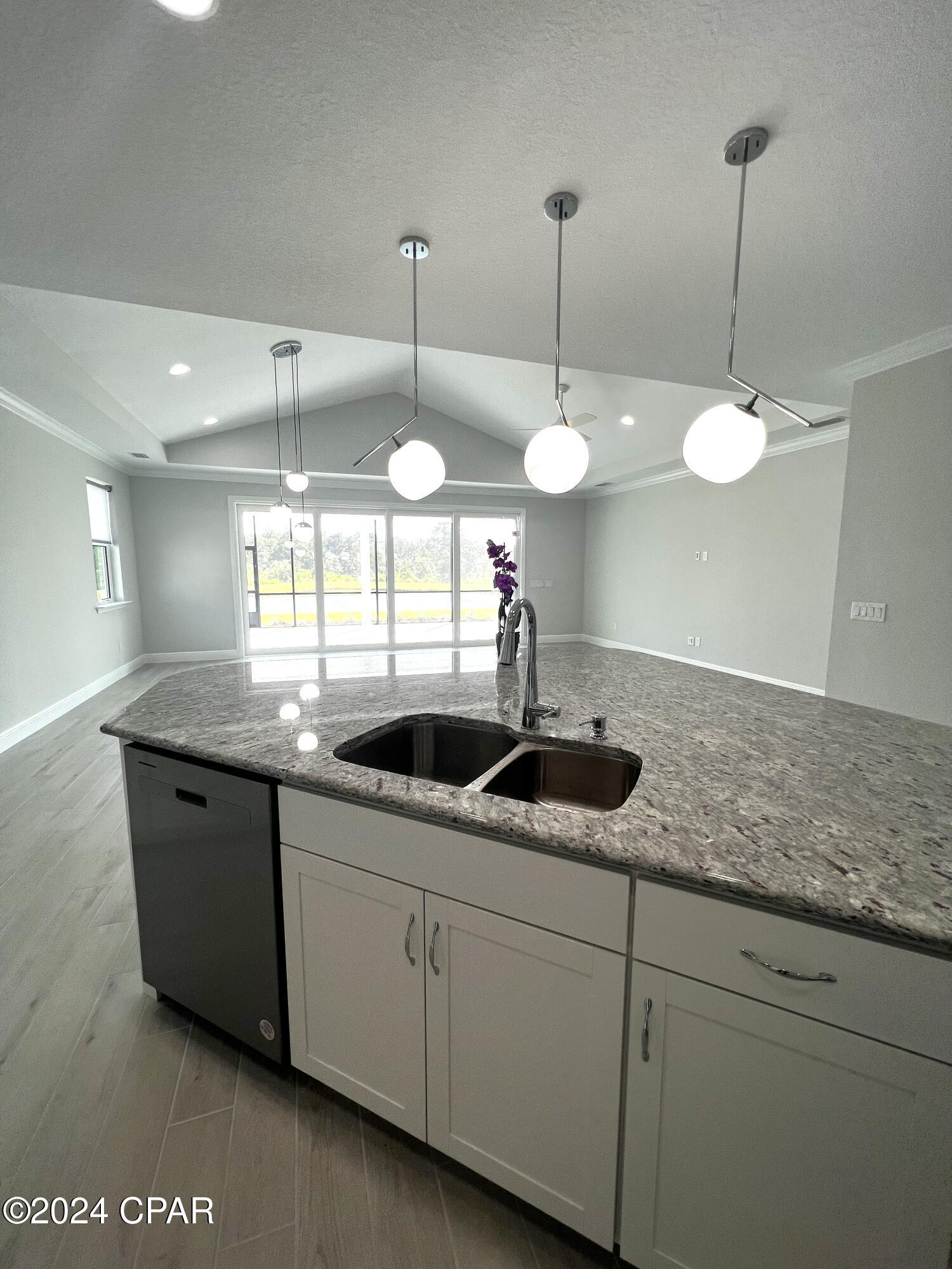 Wfjlsxxuouaj0hmgugwwvwpvxmngif0evfvfiy9b2y4