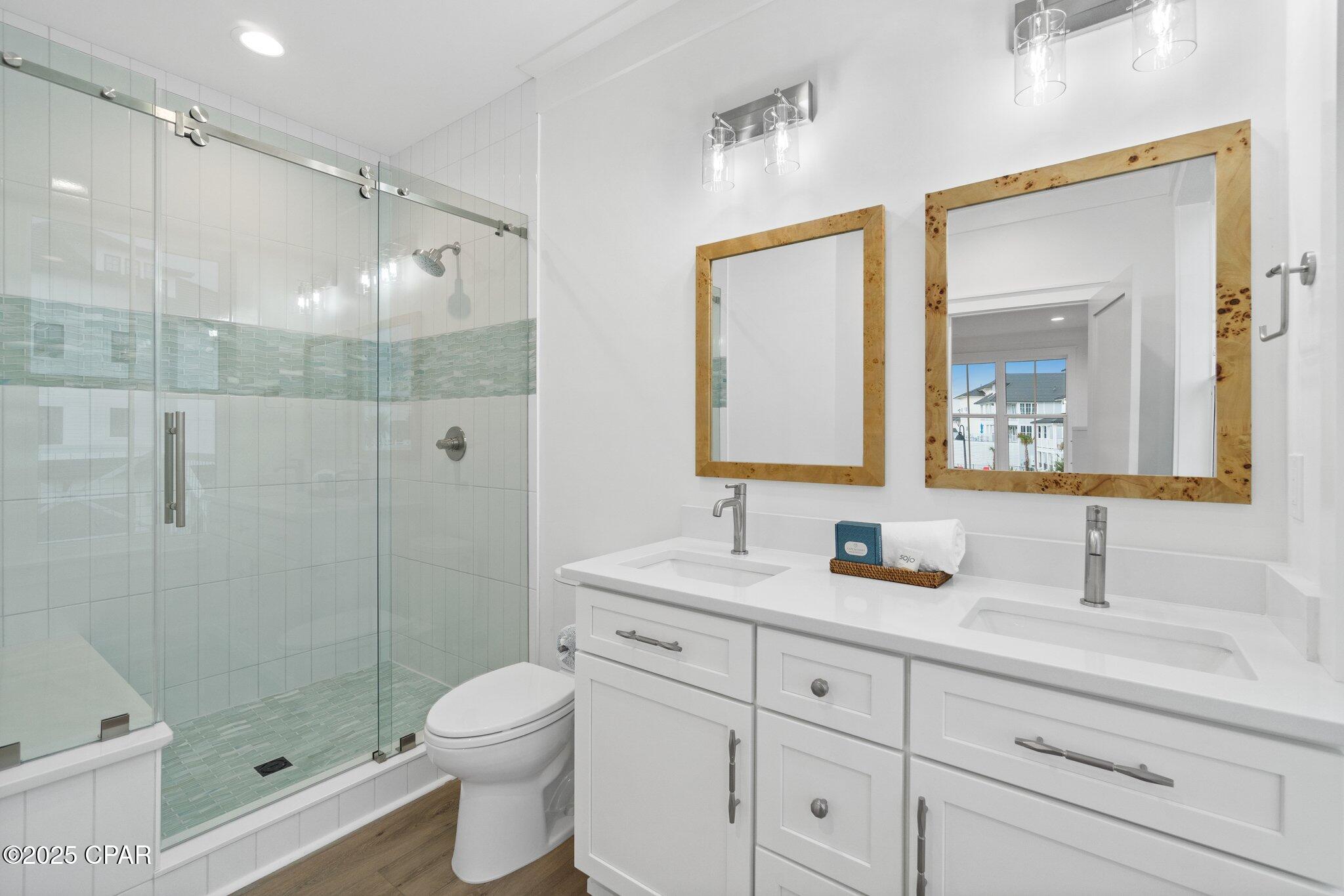 Dbvmc7ivejduwqxotqh0wxsrnob B3ksy3xcvafwtmk