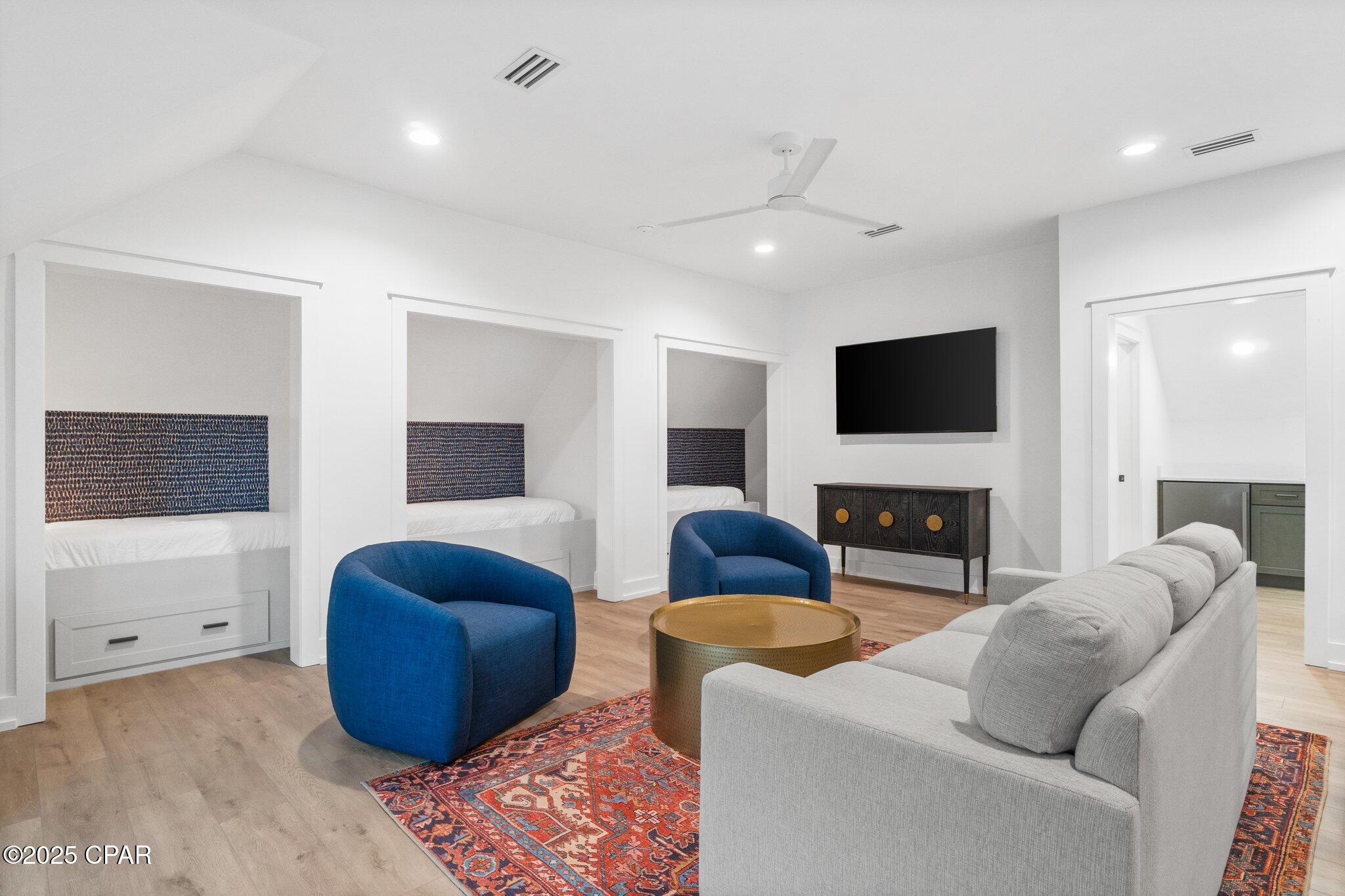 63nvh3z2tmamhzgj Lnzlpqlfy2j7sdgenqkdya79gm