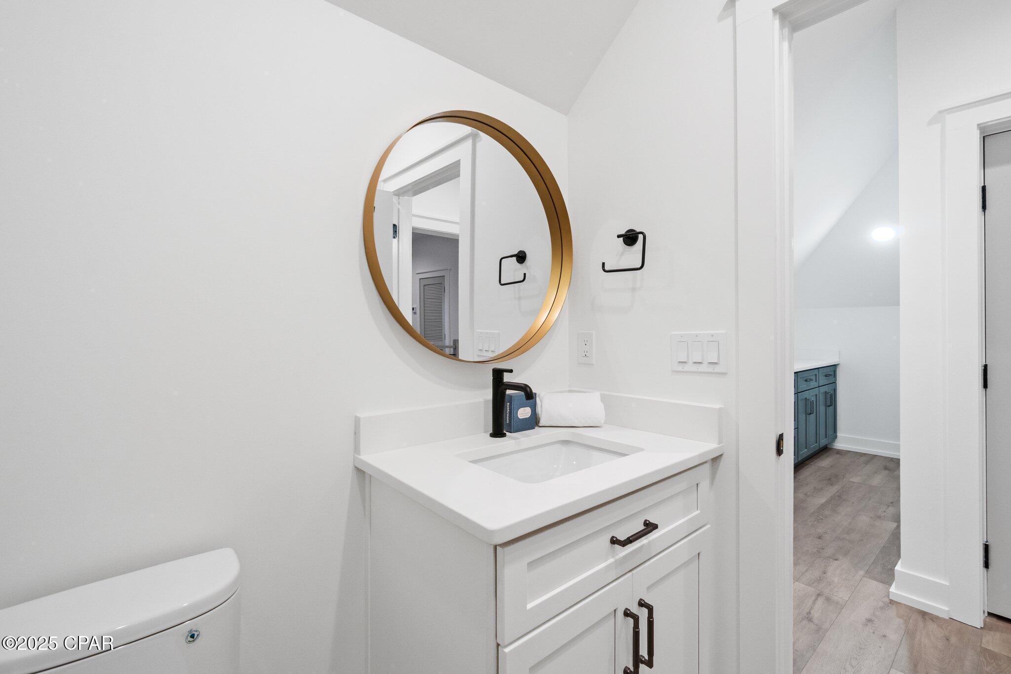  Irovo_cyxymqdte0 T Fpt Ydhvvhriqmmj8arfoz8