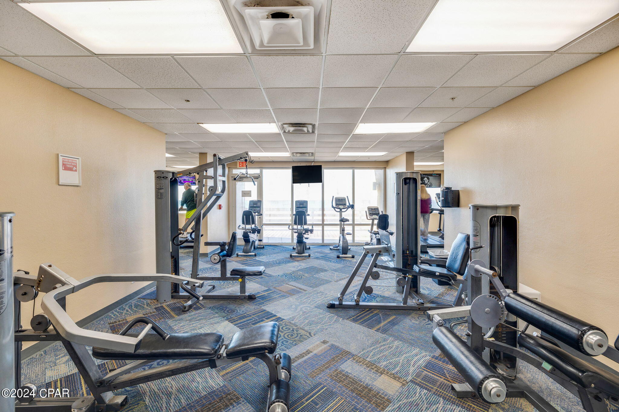 5tb7cilvzt Yqsenkmzvi_gtf0ldoloxax2k Roibx4