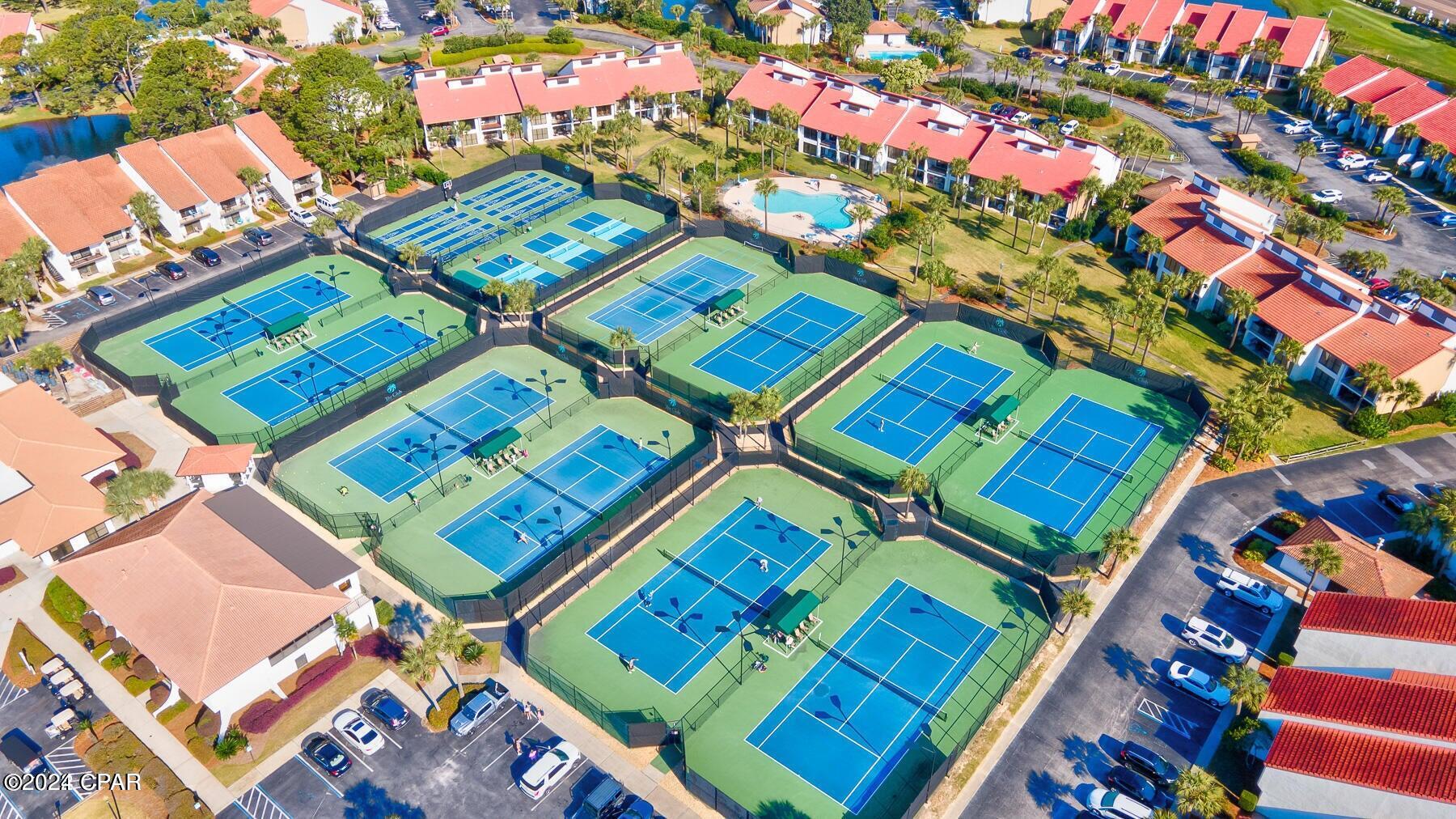 4lwphi4vhaz Cwj2ykxerb_j8titvevj26scvl_croy