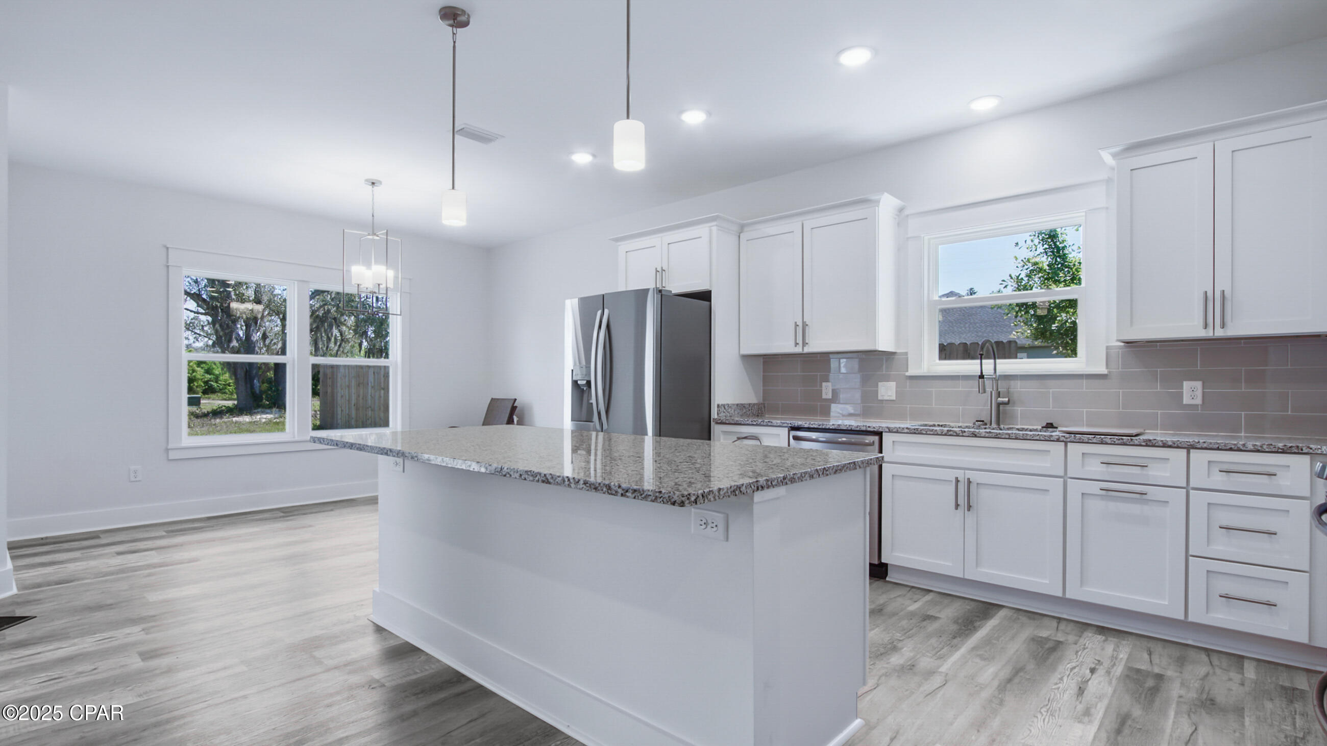 E6xty8gy70ksw1esfbxxoywwchfd_fy_zsee9yrxscu