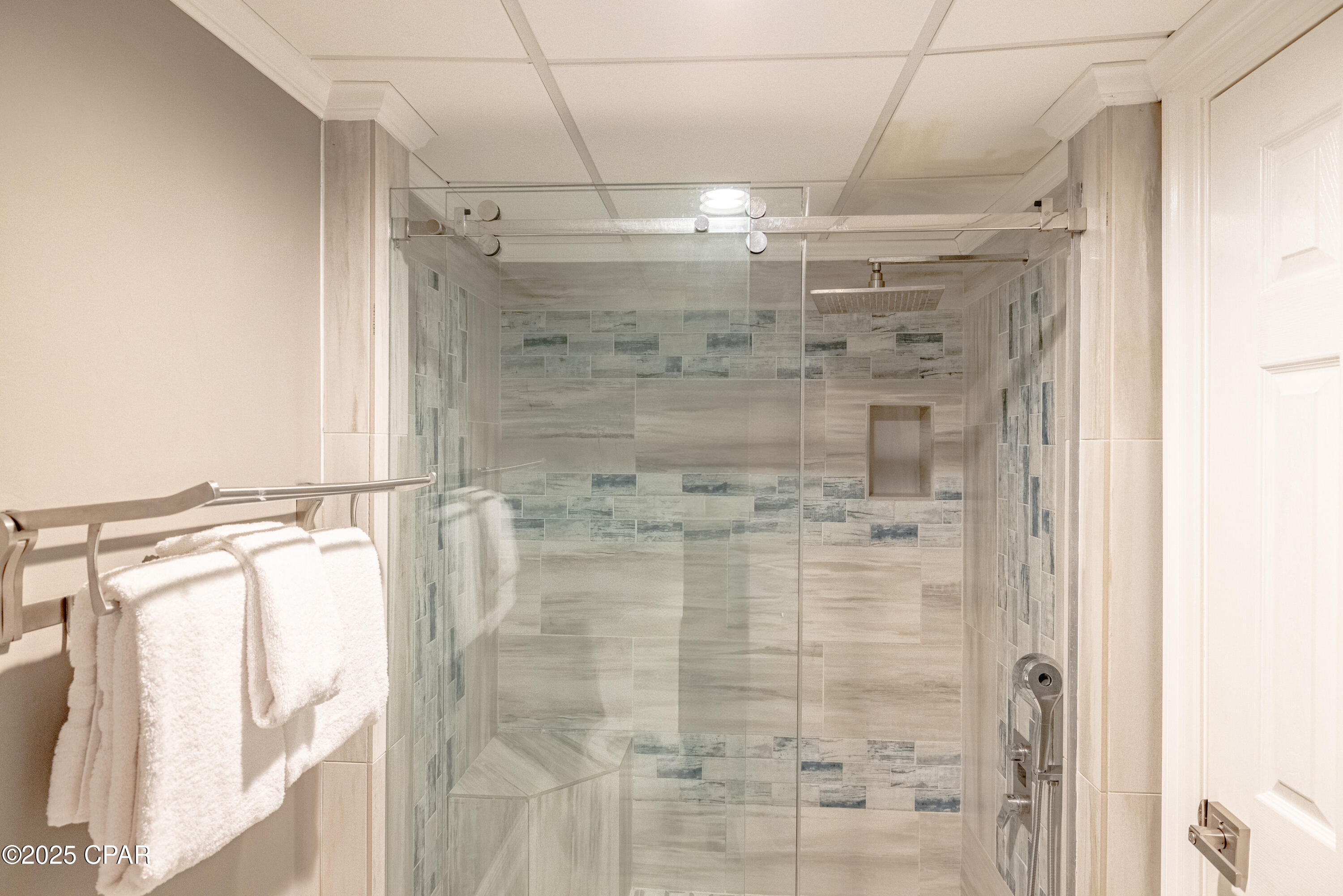 Gkqg3yfxovzj_weglkk6gxya6ths2iwc377torfncci