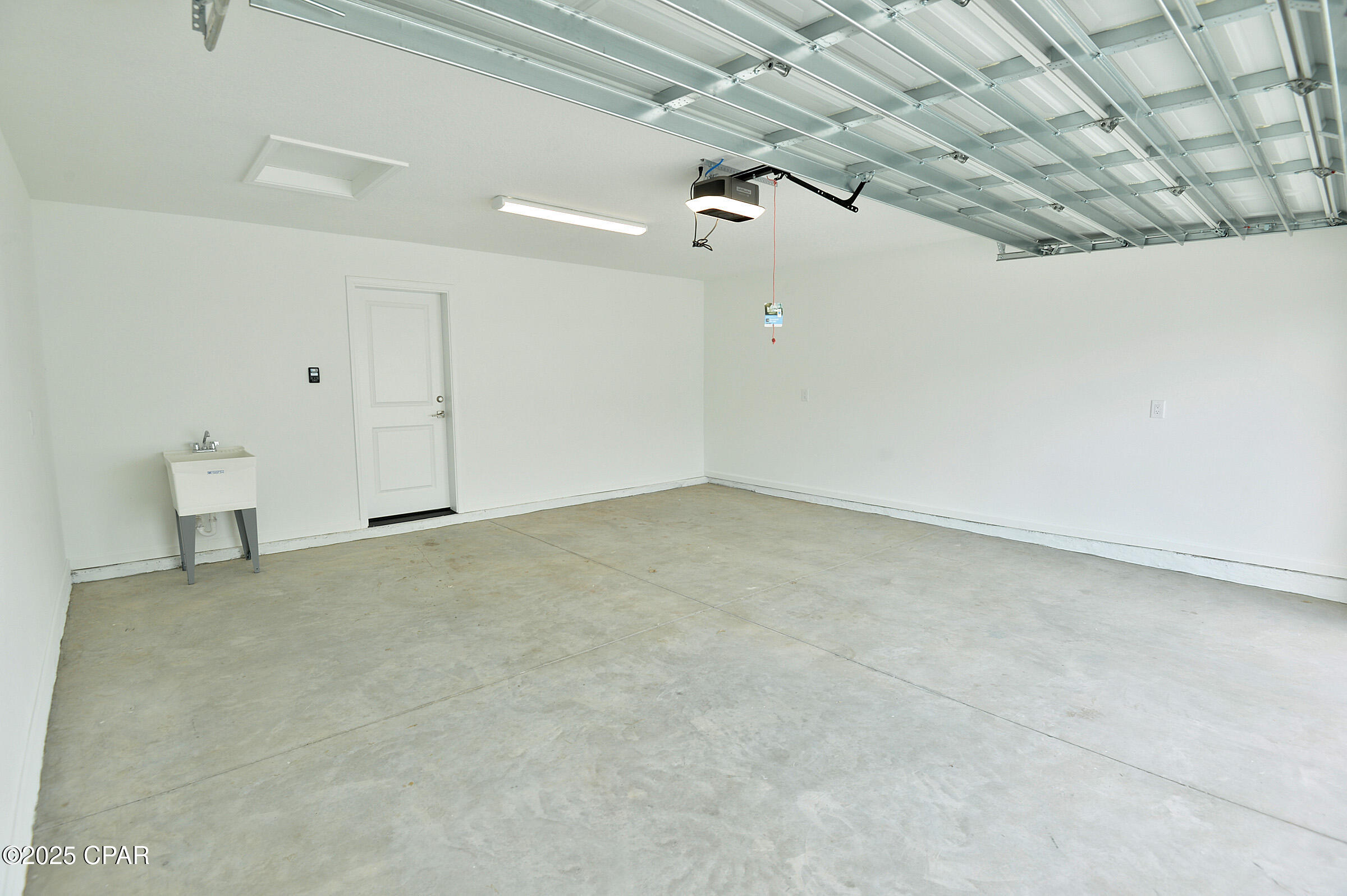 _djy7fvv 2qq5whprjubfbefyc8knq Skz5az7h_2sm