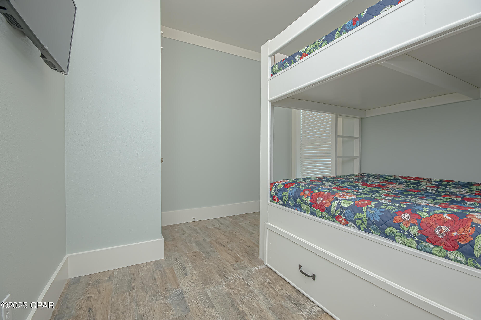 1e9ekgkt9cuekefixb721y6davj_fjlqdh76njzof9k