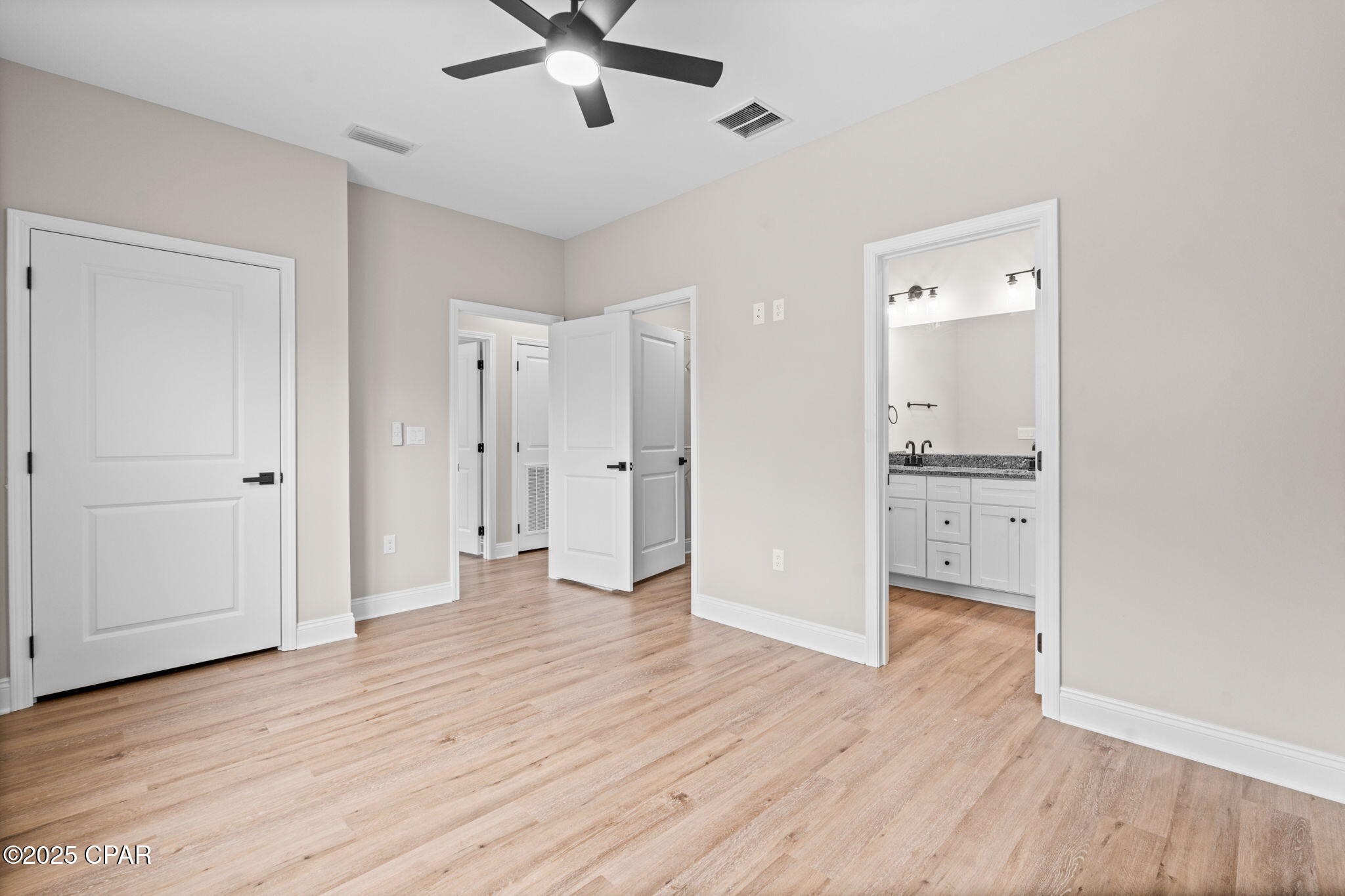 Iwyxzqp1xkbcewkfx3oqzpskxyktbc Mofyp3lmwk4i