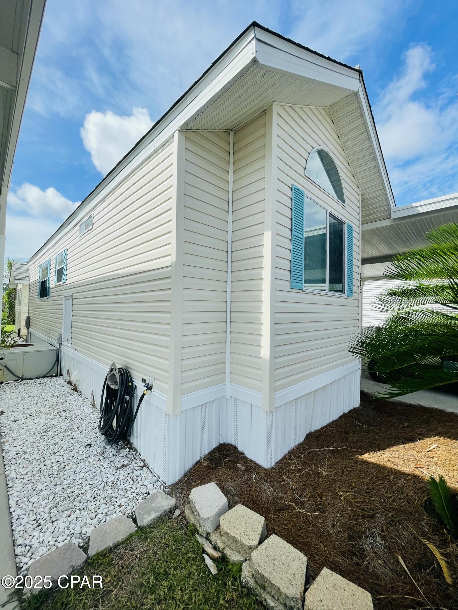 Image 3 For 1219 Thomas Drive  113