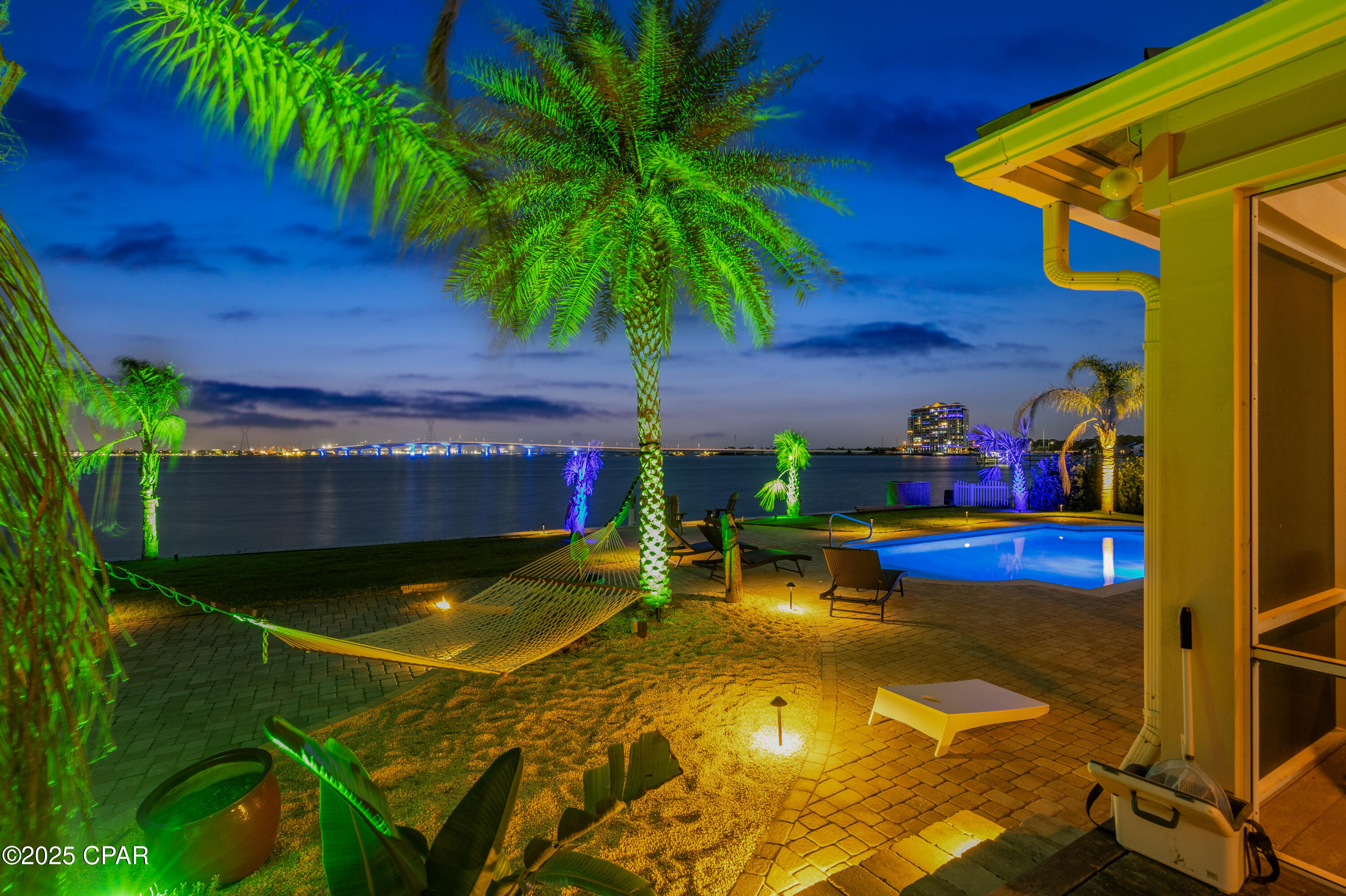 Image 10 For 6417 Dolphin Shores Drive