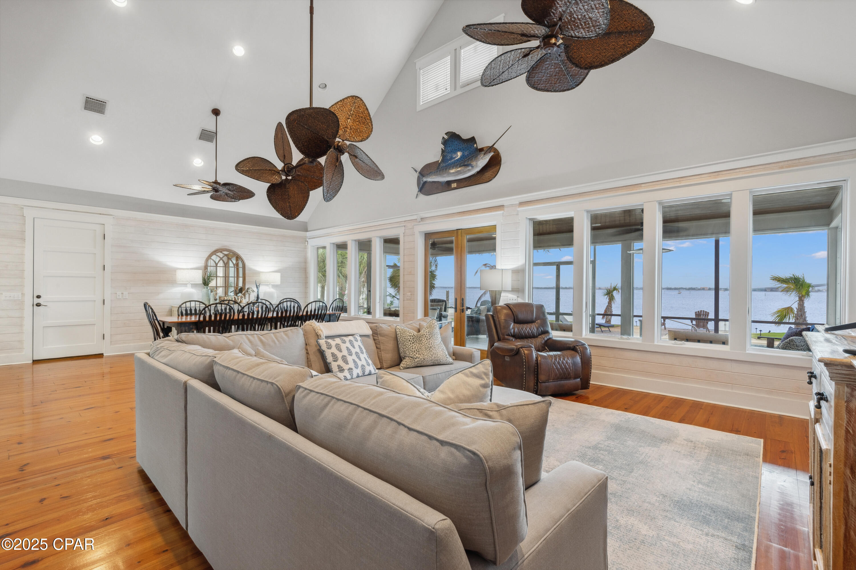 3fmm_cr 8qztxvmzpn2gg_5cvgdzhyavw9ip_k5utwo