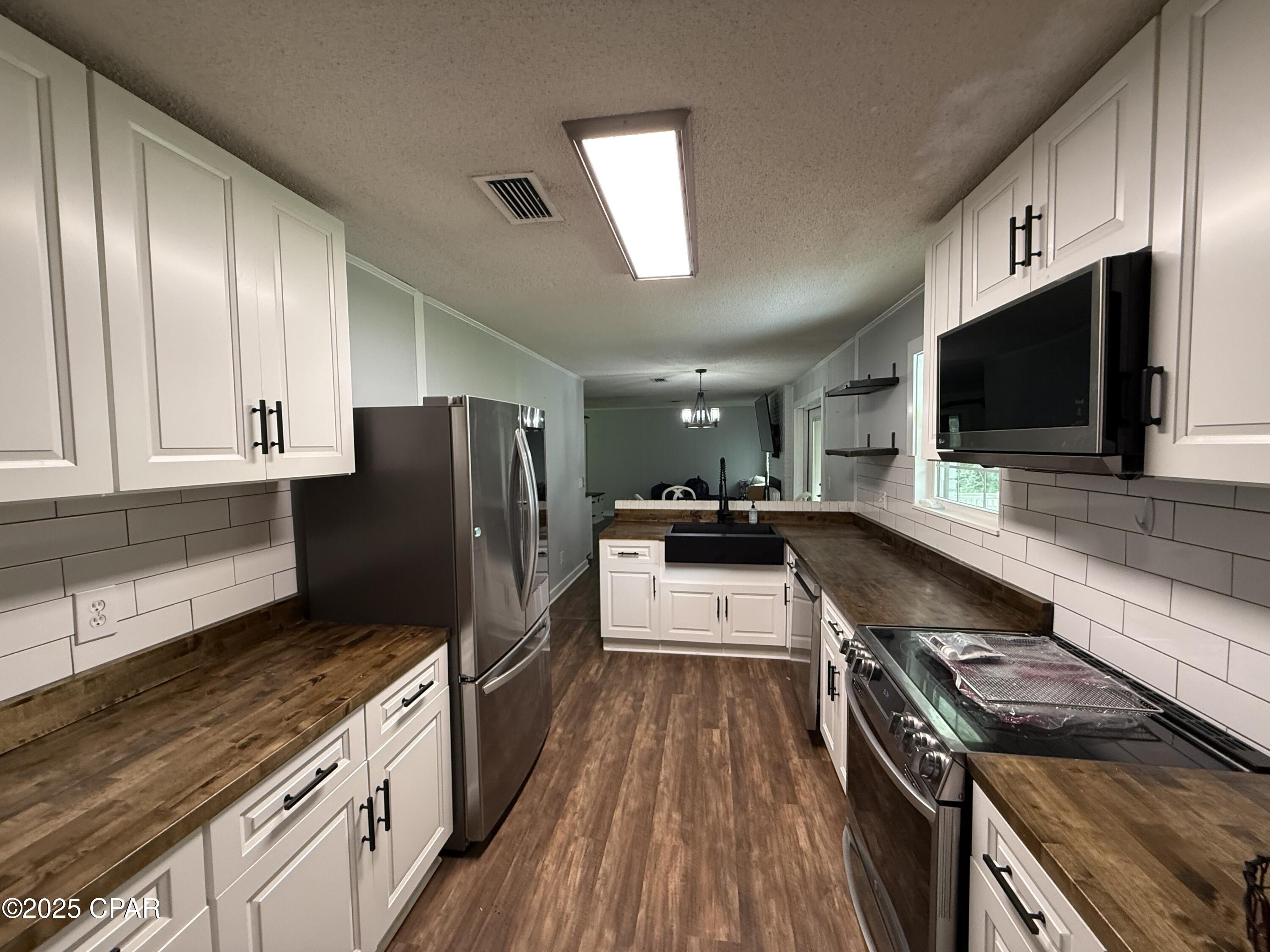 9g8uacilbeyuvblnyknorl6cfx7aq8daenaxi47z Ti