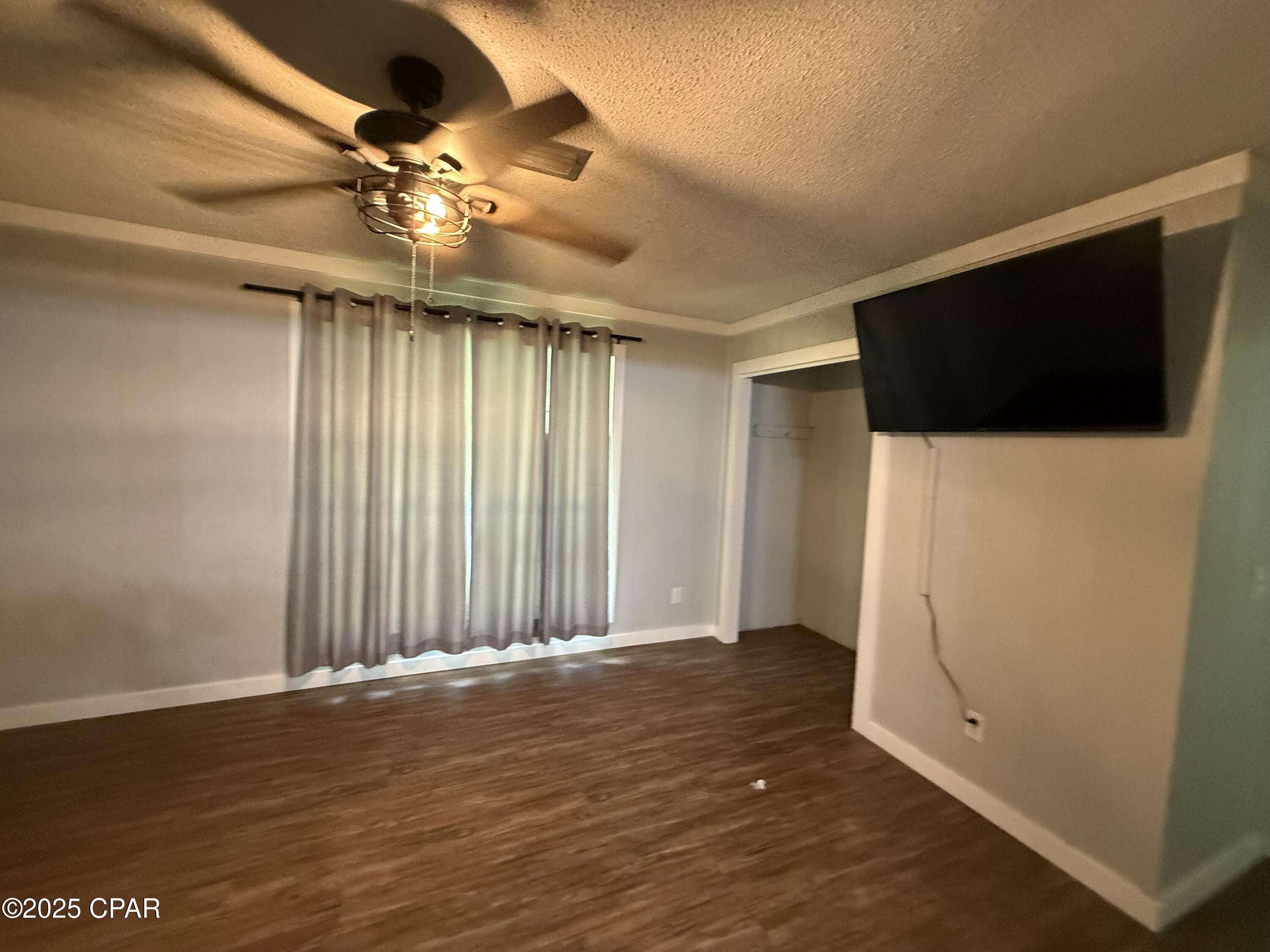 1xxob4wtemh0bzyahstozj1jwy3ylcjgowfzm803_y8