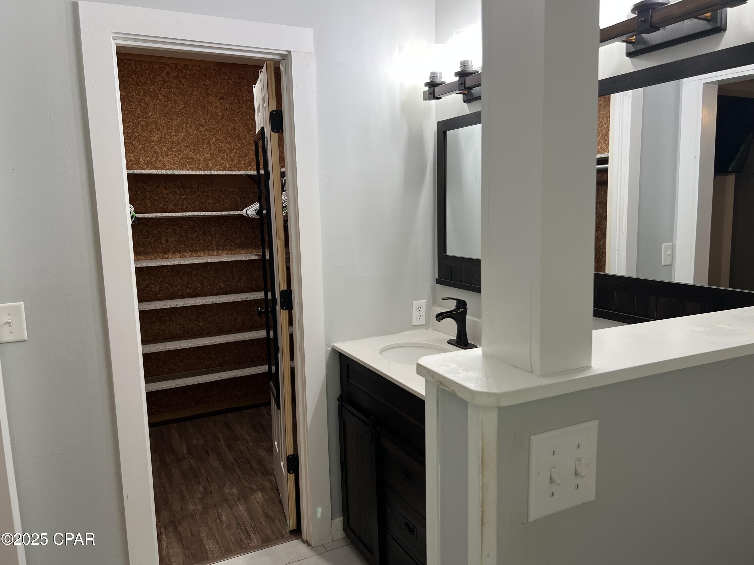 Z3b0c4lrl3b9kcfmwdkuv_54aj8pul9x_z2wqi 67g0