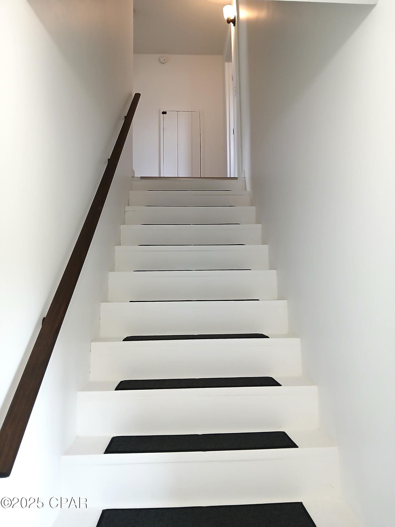 Image 11 For 1102 Highlands Circle