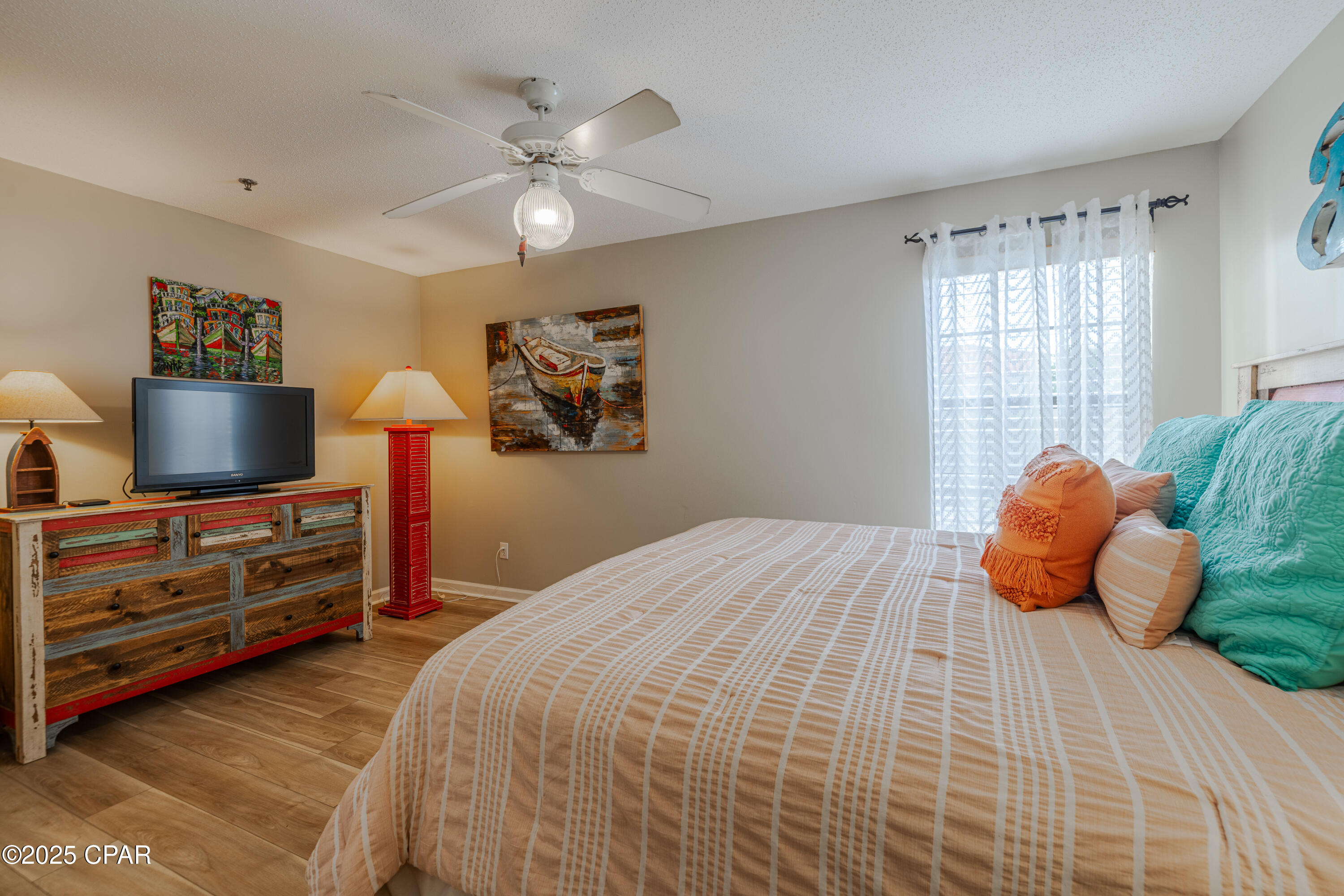 Image 12 For 17462 Front Beach Road 55201