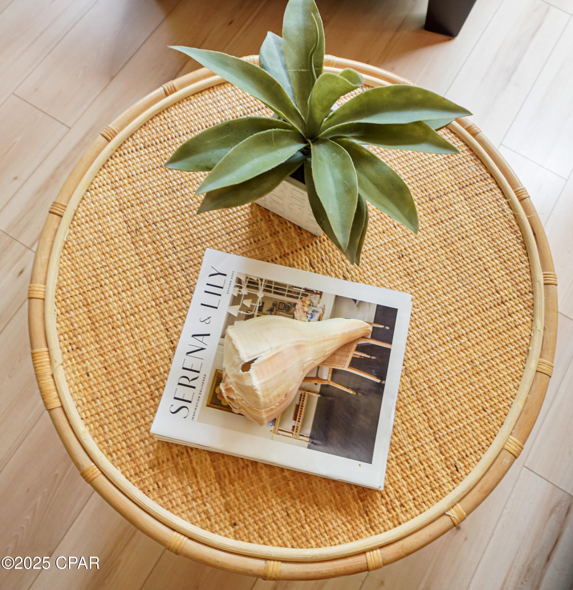 Vlbqvfpmthlhdqyzozcffe0ibvkflrqnua6kiipzjiw